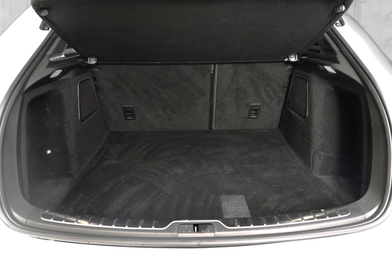Seres 5 80 kWh AWD, 585ps, 2023