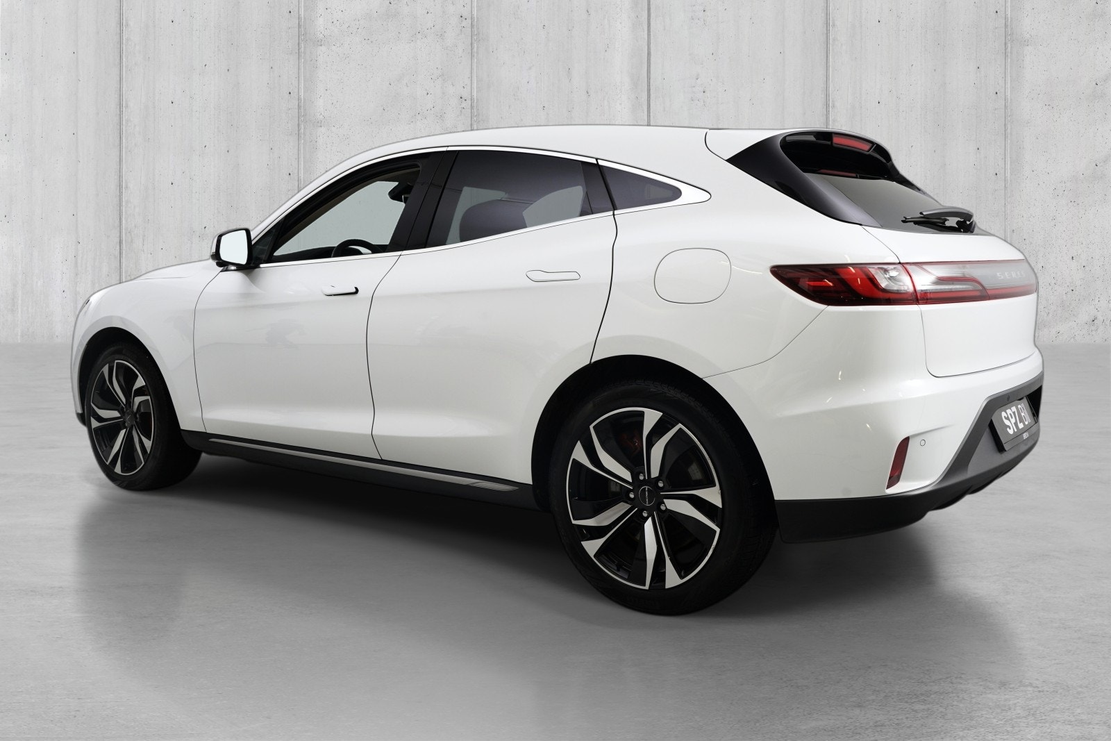 Seres 5 80 kWh AWD, 585ps, 2023