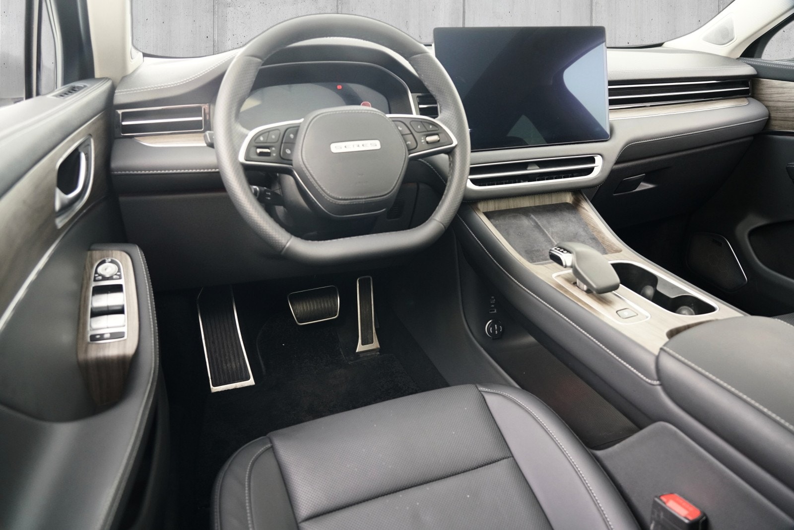 Seres 5 80 kWh AWD, 585ps, 2023