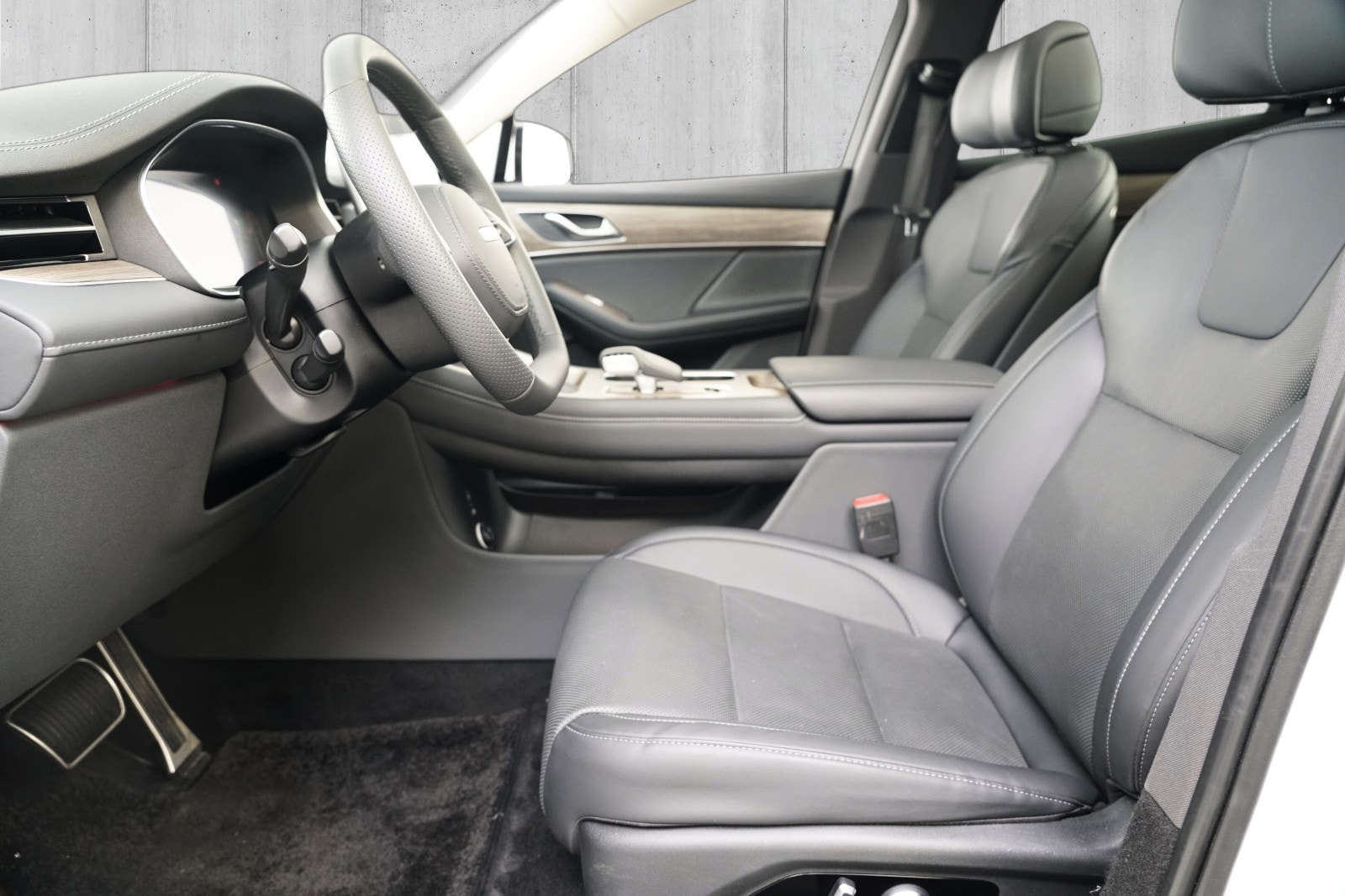 Seres 5 80 kWh AWD, 585ps, 2023