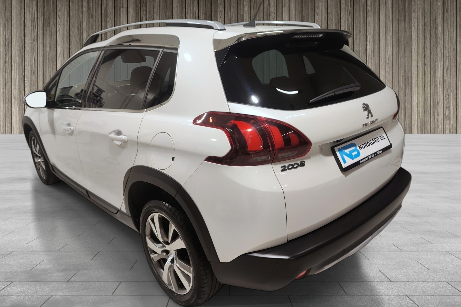 Peugeot 2008 1.2 PureTech 110 EAT, 6-trins, 110ps, 2018