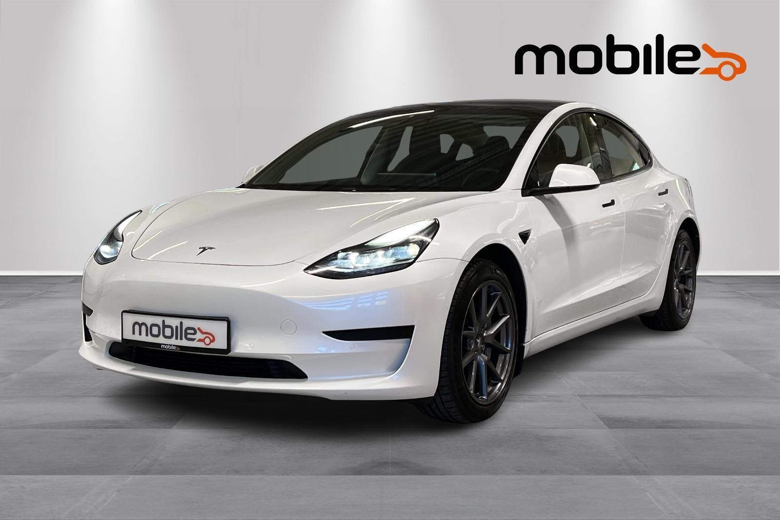 Tesla Model 3 Standard Range Plus, 325hp, 2021