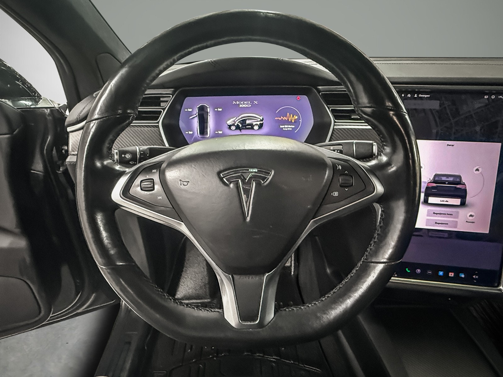 Tesla Model X 100D, 423hp, 2017