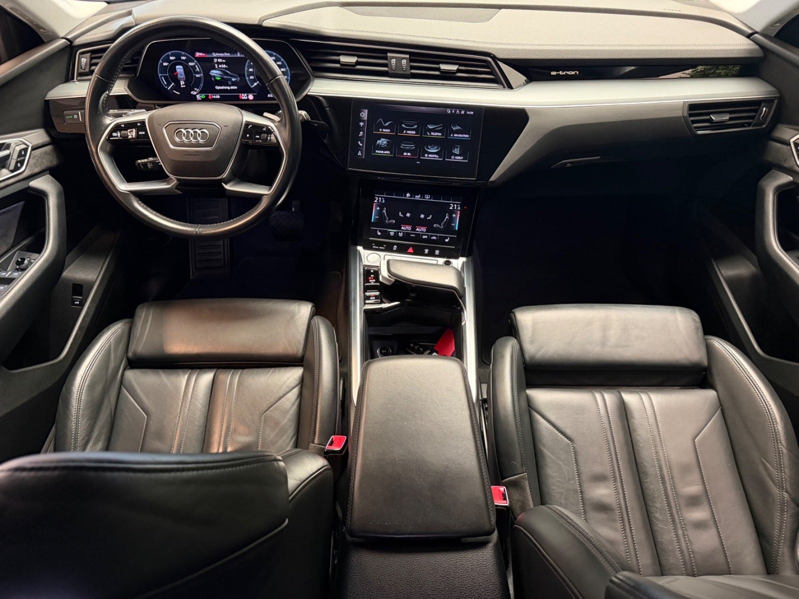 Audi e-tron 55 quattro, 408ps, 2020