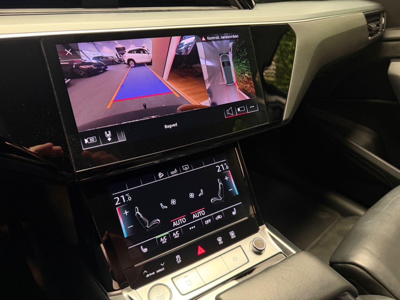 Audi e-tron 55 quattro, 408ps, 2020