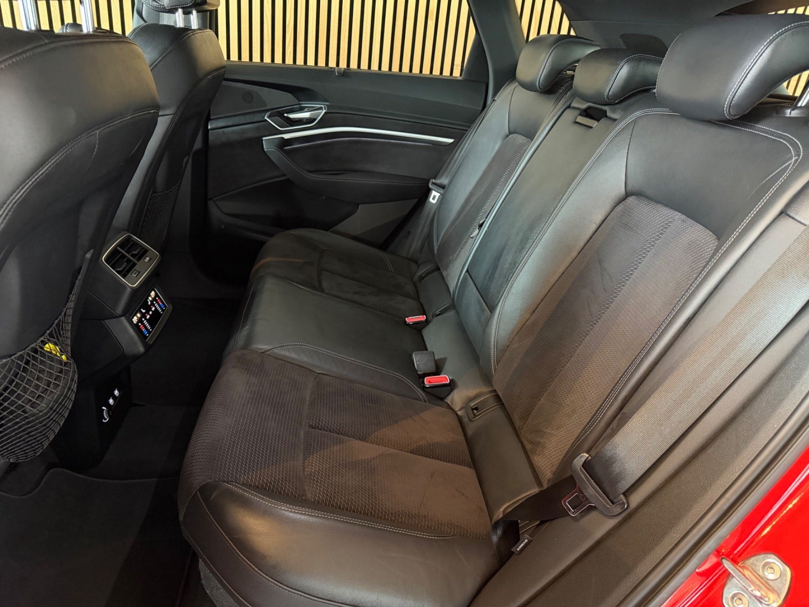 Audi e-tron 55 quattro, 408ps, 2020