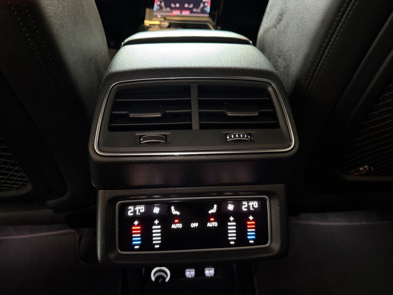 Audi e-tron 55 quattro, 408ps, 2020