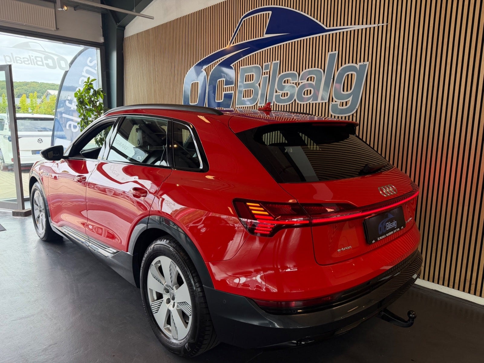 Audi e-tron 55 quattro, 408ps, 2020