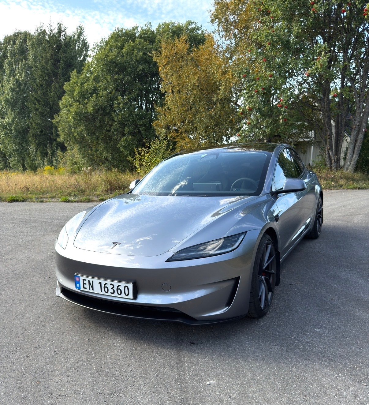 Tesla Model 3 Performance, 627hp, 2025