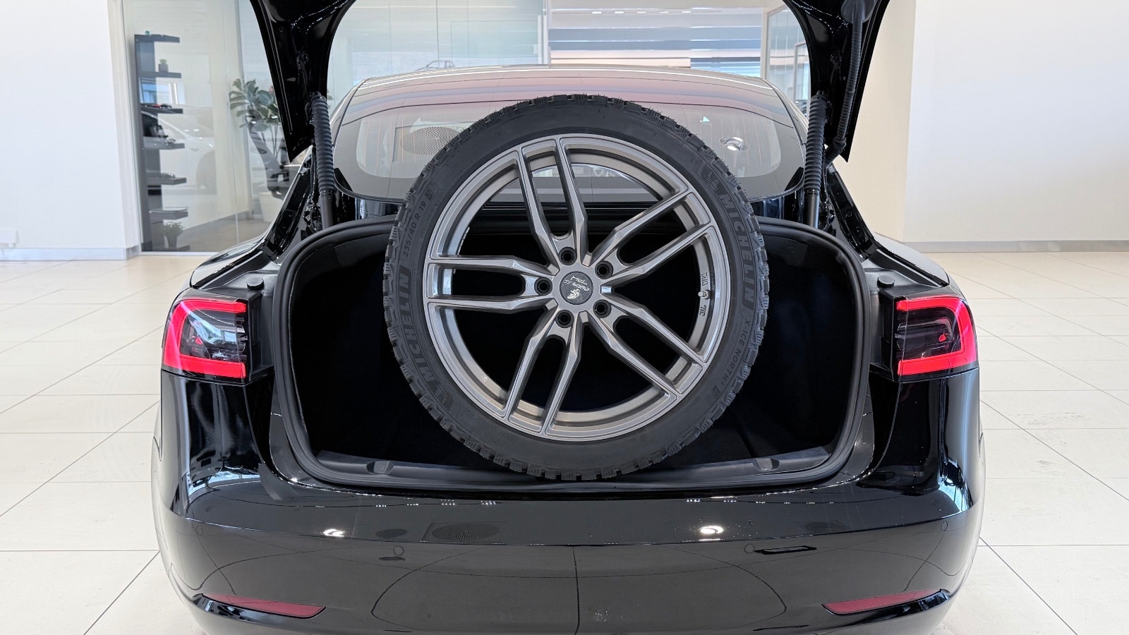 Tesla Model 3 Performance, 513ps, 2019