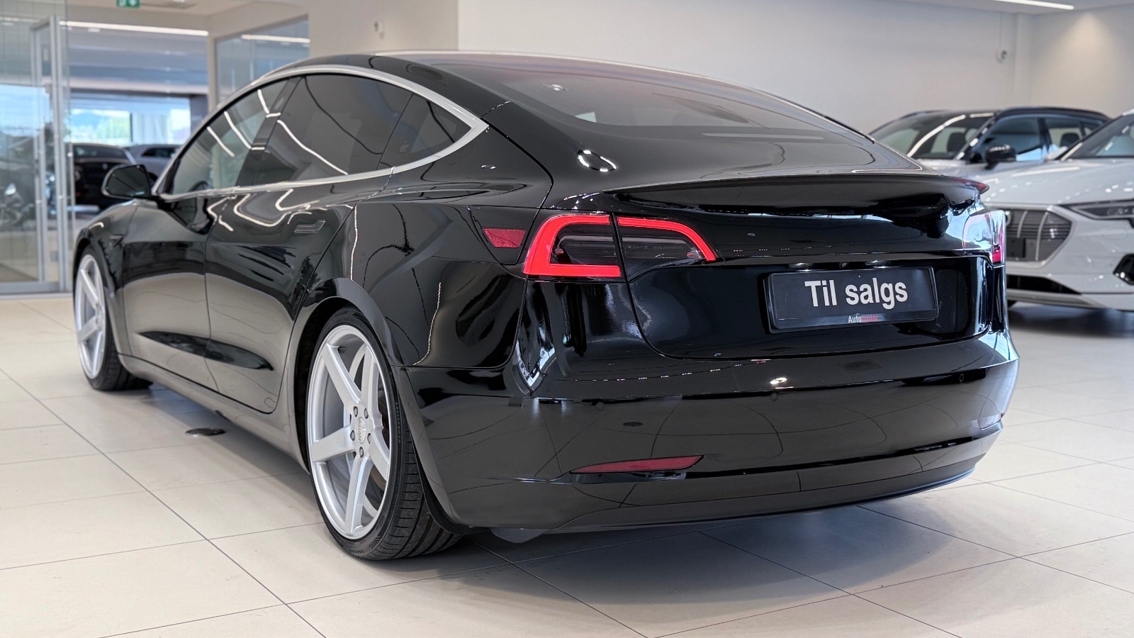 Tesla Model 3 Performance, 513ps, 2019