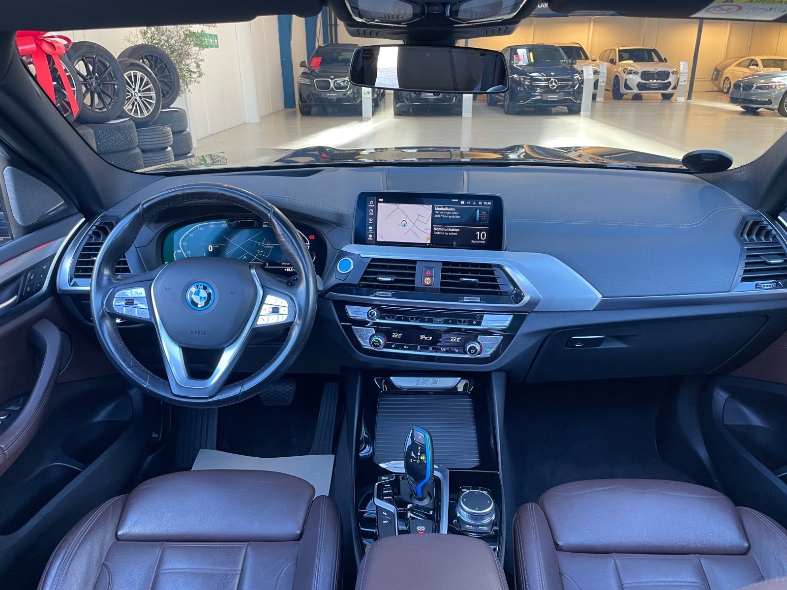 BMW iX3, 286hp, 2021