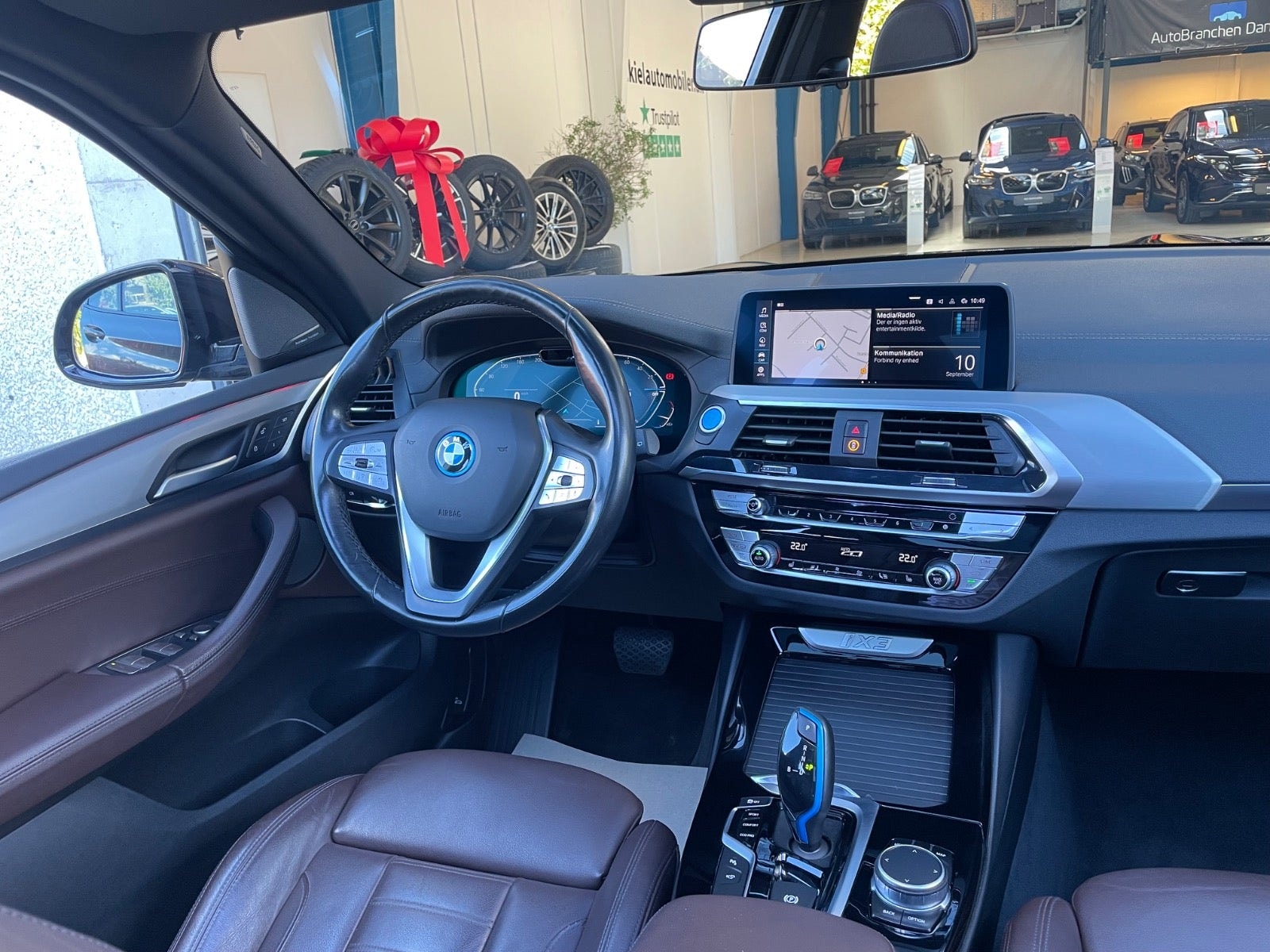 BMW iX3, 286hp, 2021