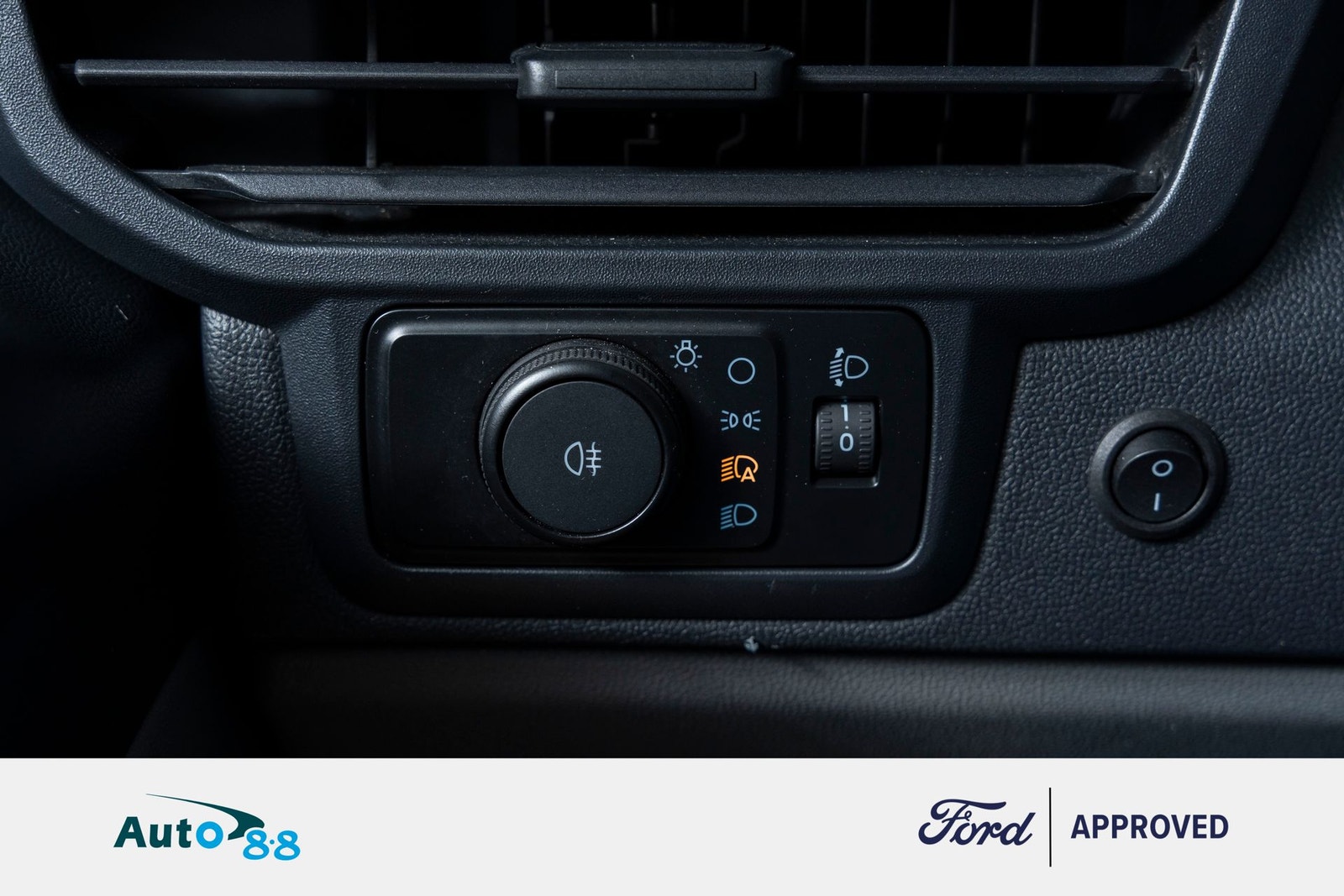 Ford Transit Custom 320 2.0 EcoBlue AWD SelectShift, 8-trins, 170ps, 2024