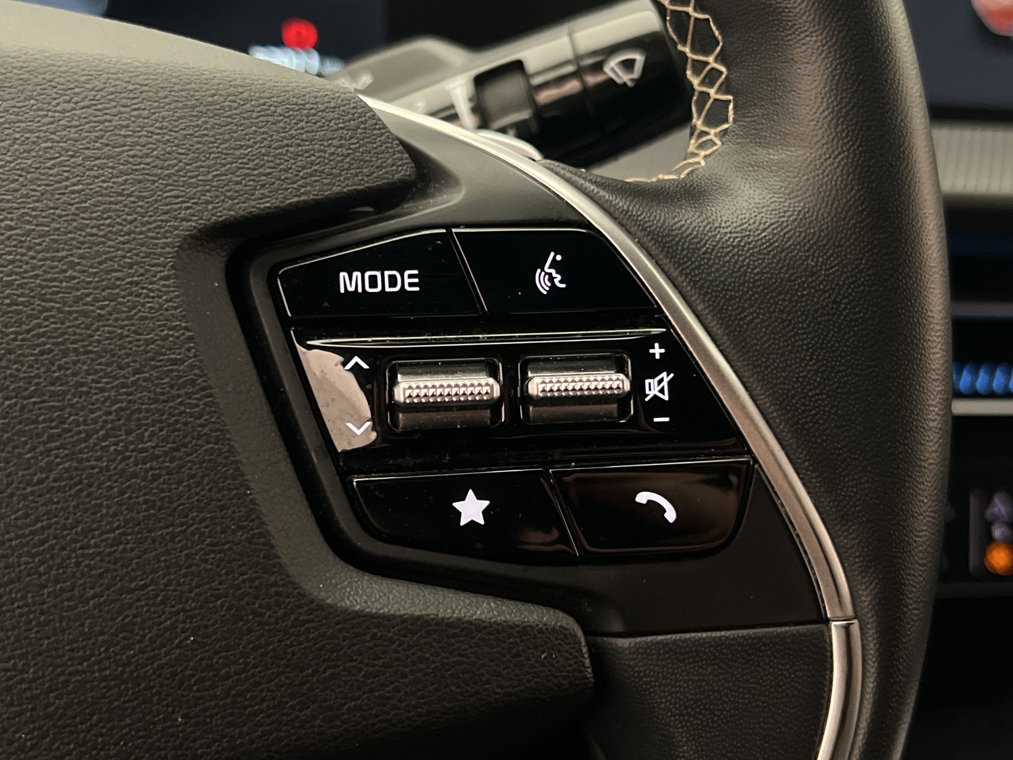 Kia EV6 77.4 kWh, 228ps, 2023