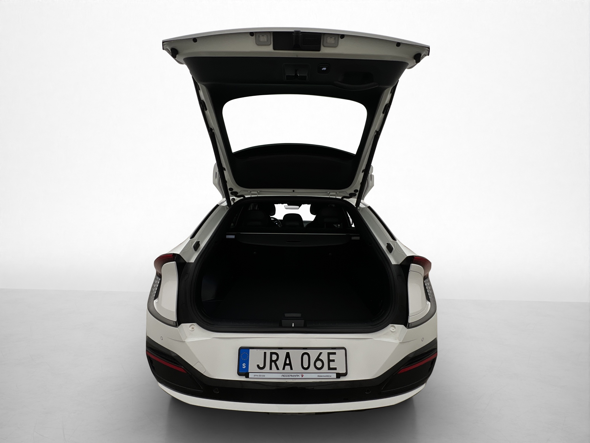Kia EV6 77.4 kWh, 228ps, 2023