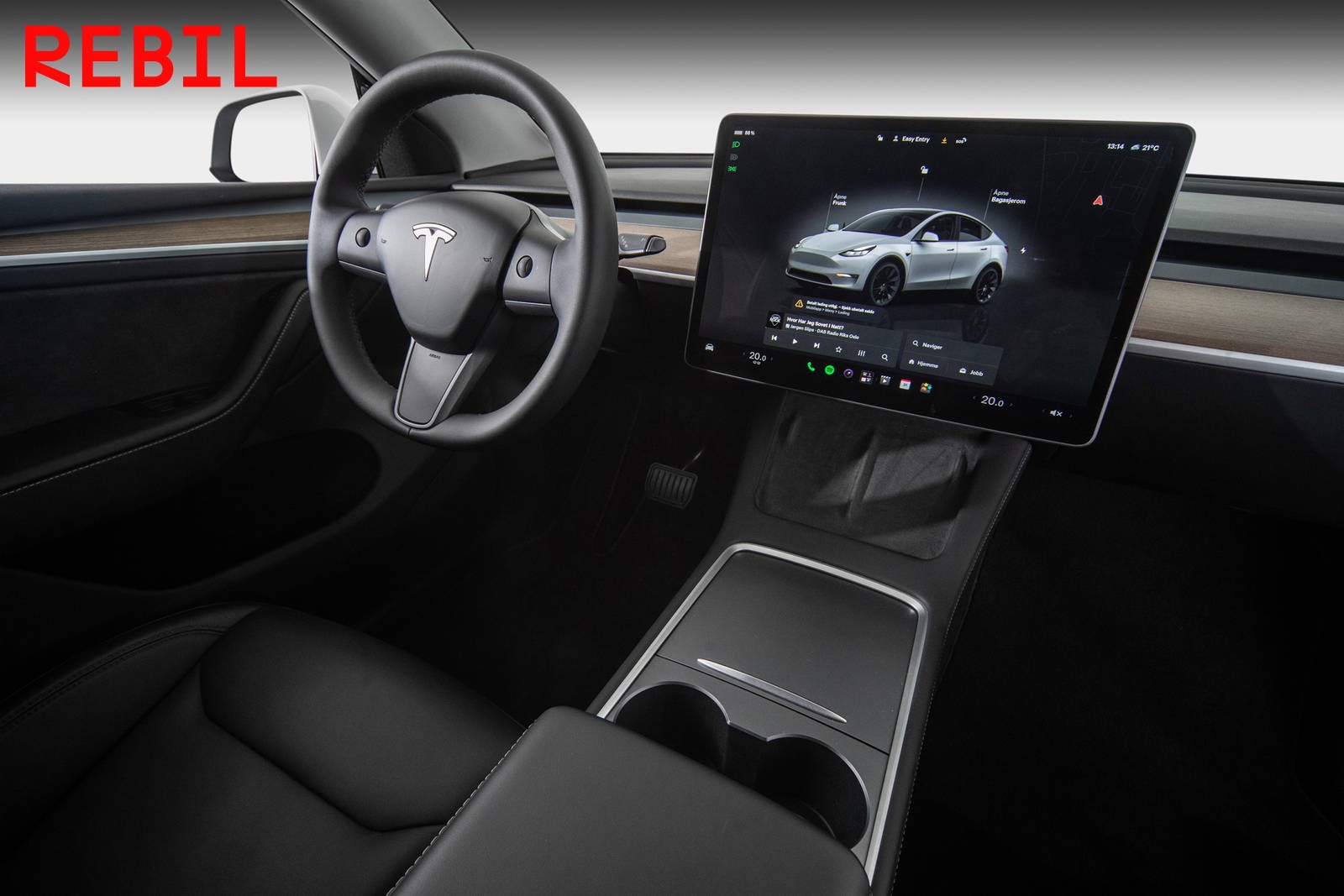 Tesla Model Y Long Range AWD, 514ps, 2024