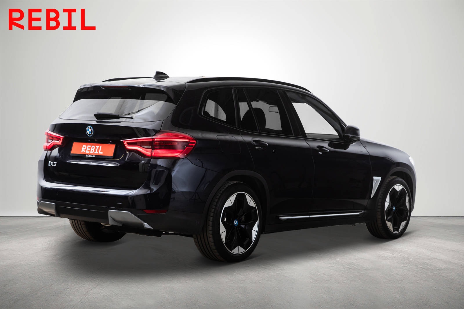 BMW iX3, 286hp, 2021