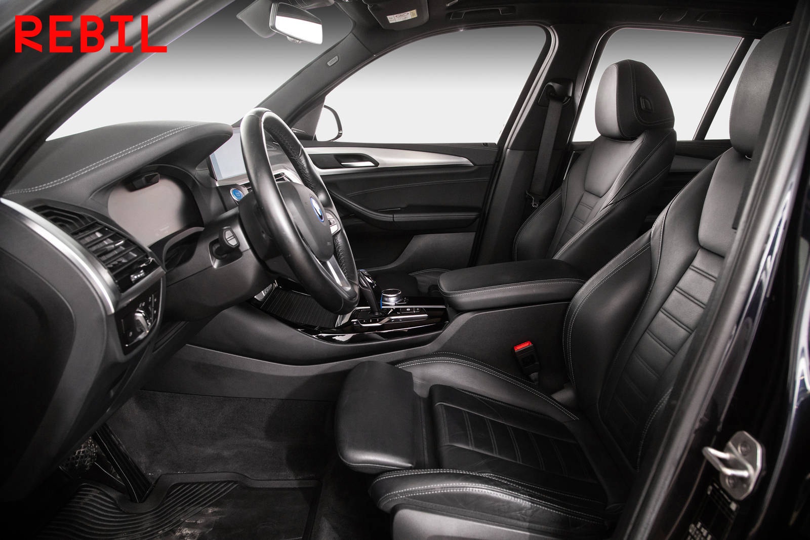 BMW iX3, 286hp, 2021