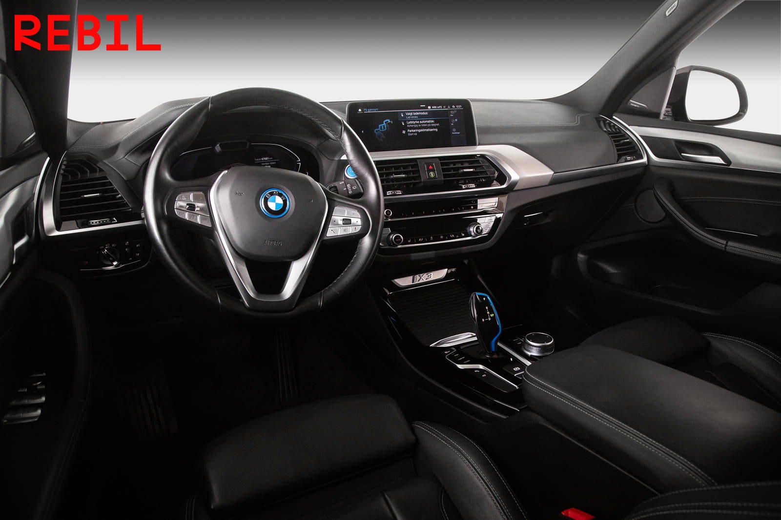 BMW iX3, 286hp, 2021