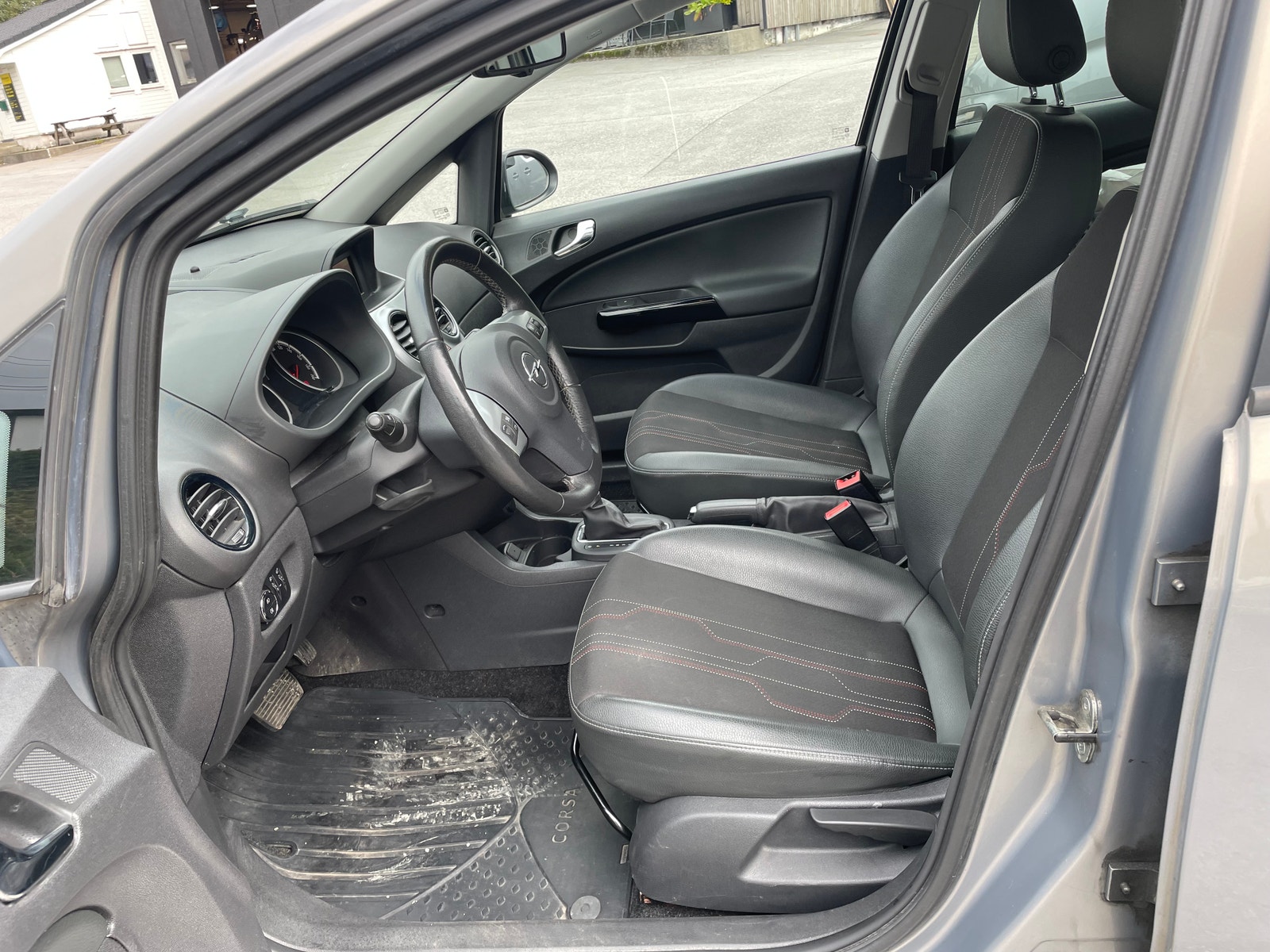 Opel Corsa 5-door 1.4 Automatic, 4-trins, 100ps, 2013
