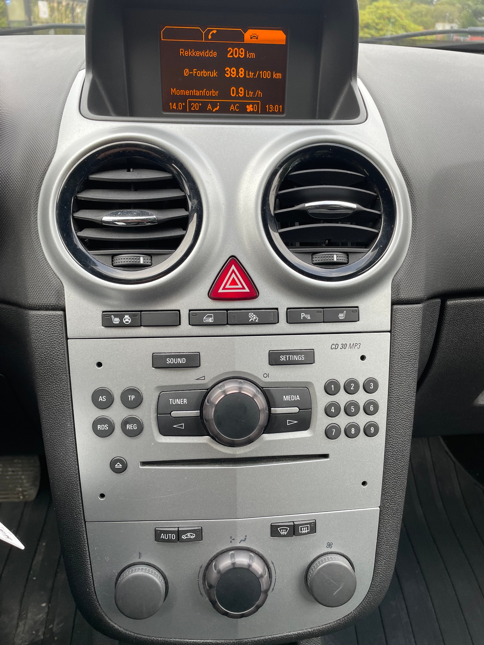 Opel Corsa 5-door 1.4 Automatic, 4-trins, 100ps, 2013