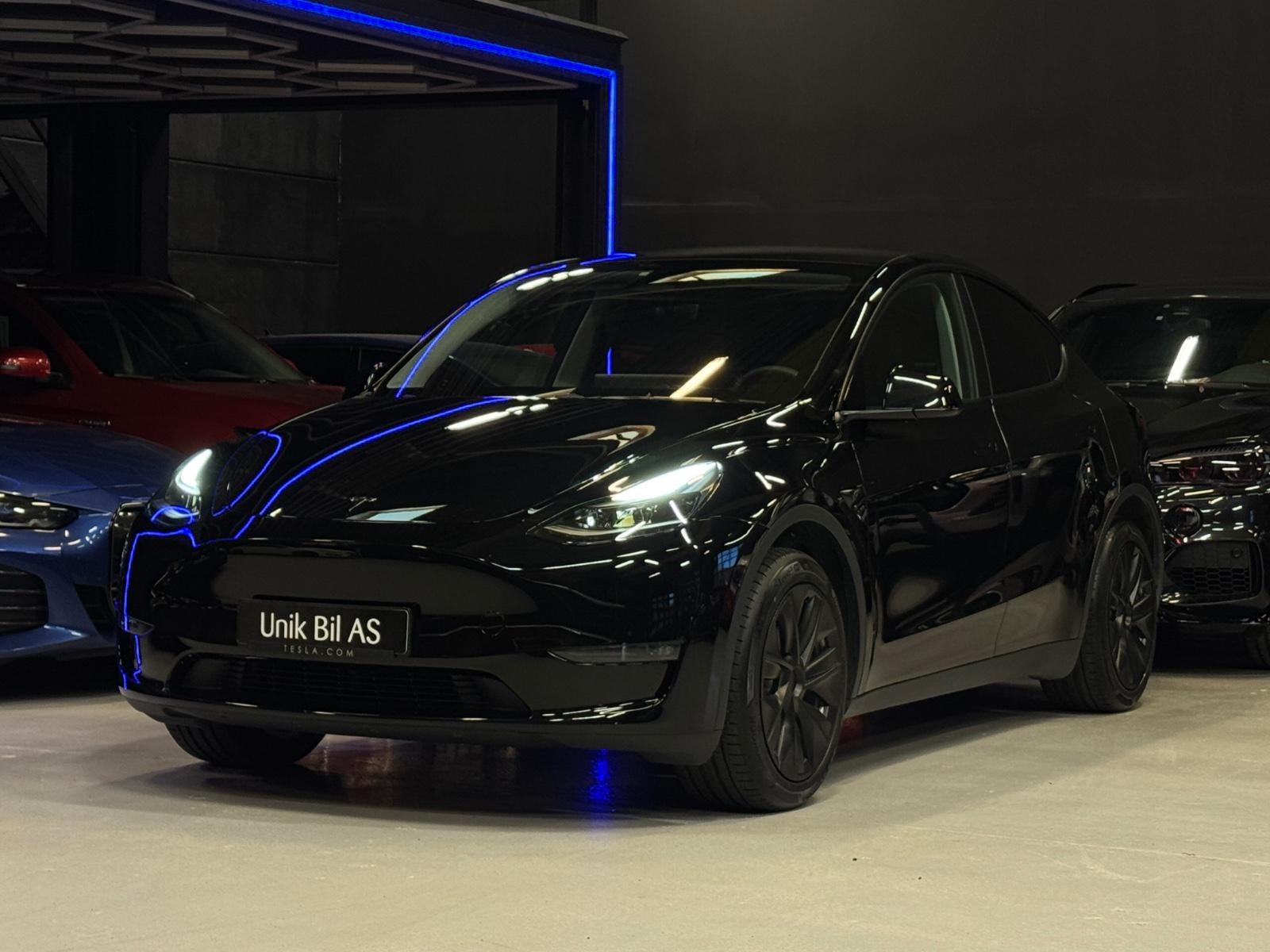 Tesla Model Y Long Range AWD, 514ps, 2023