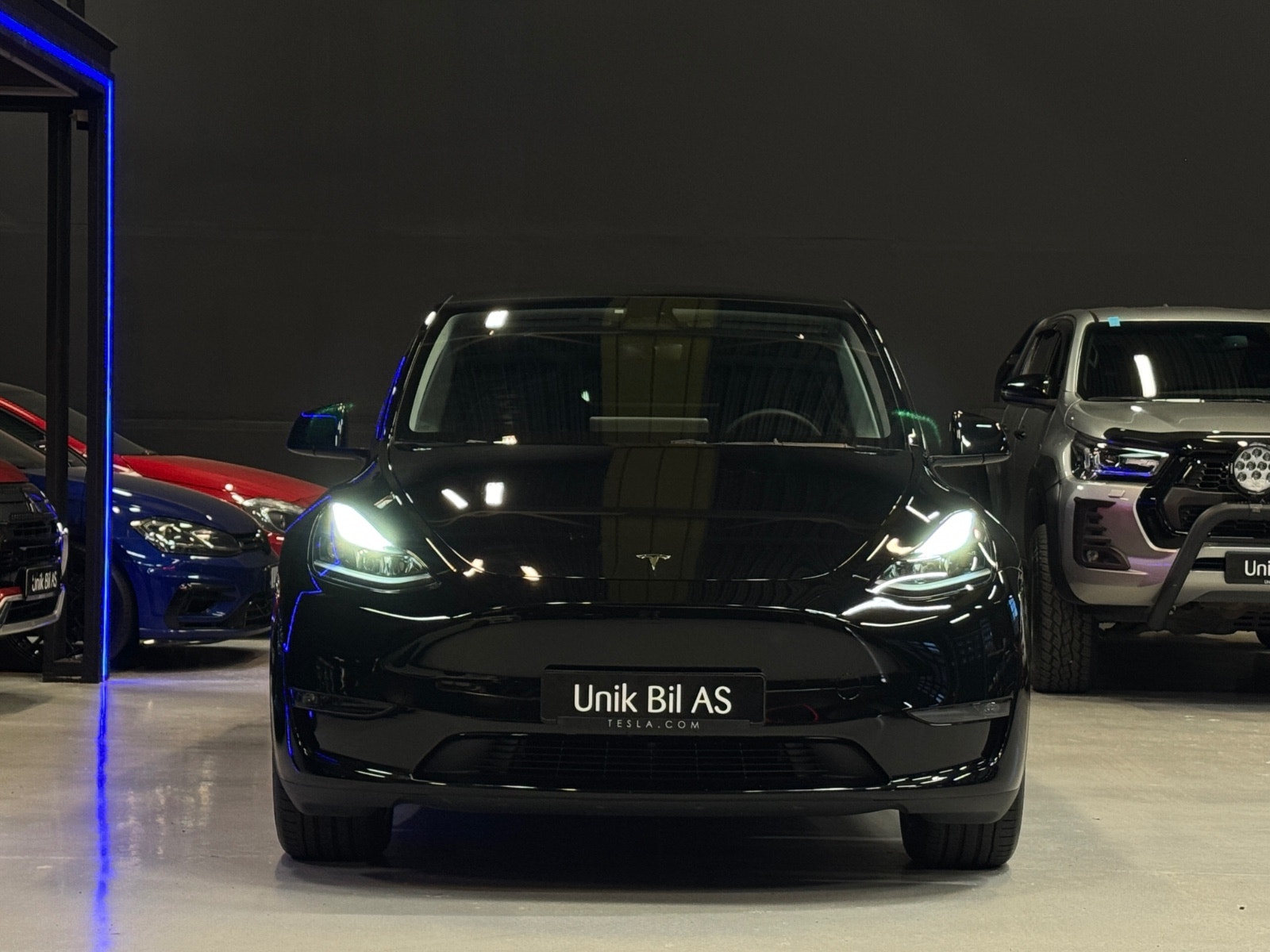 Tesla Model Y Long Range AWD, 514ps, 2023