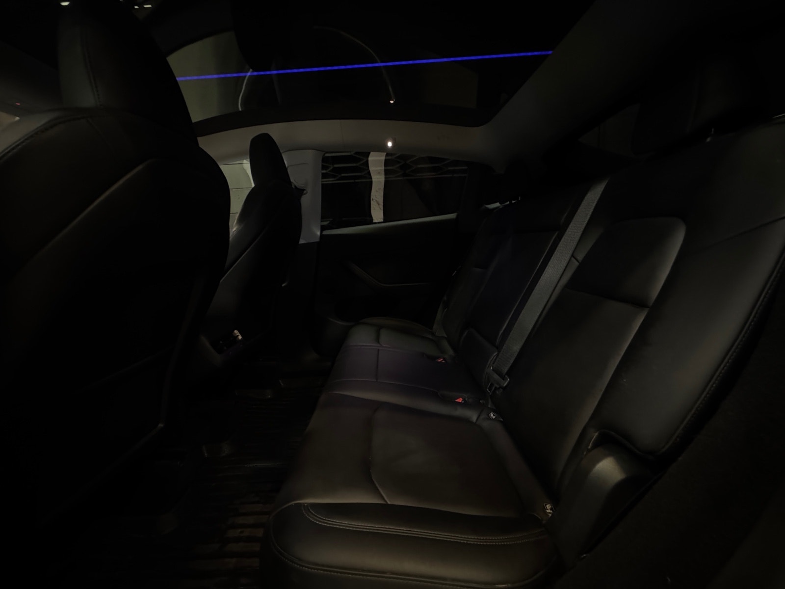 Tesla Model Y Long Range AWD, 514ps, 2023