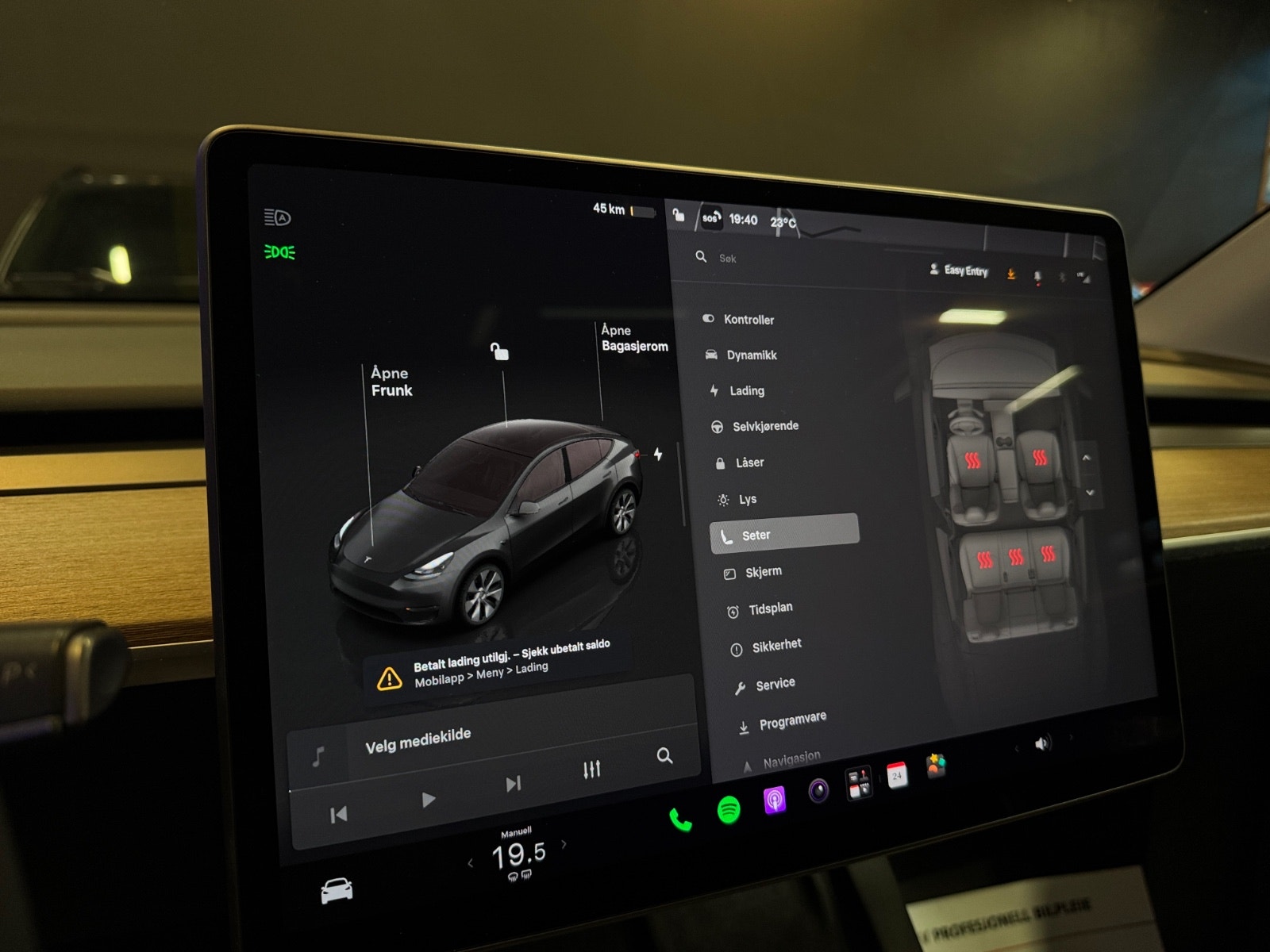 Tesla Model Y Long Range AWD, 514ps, 2023