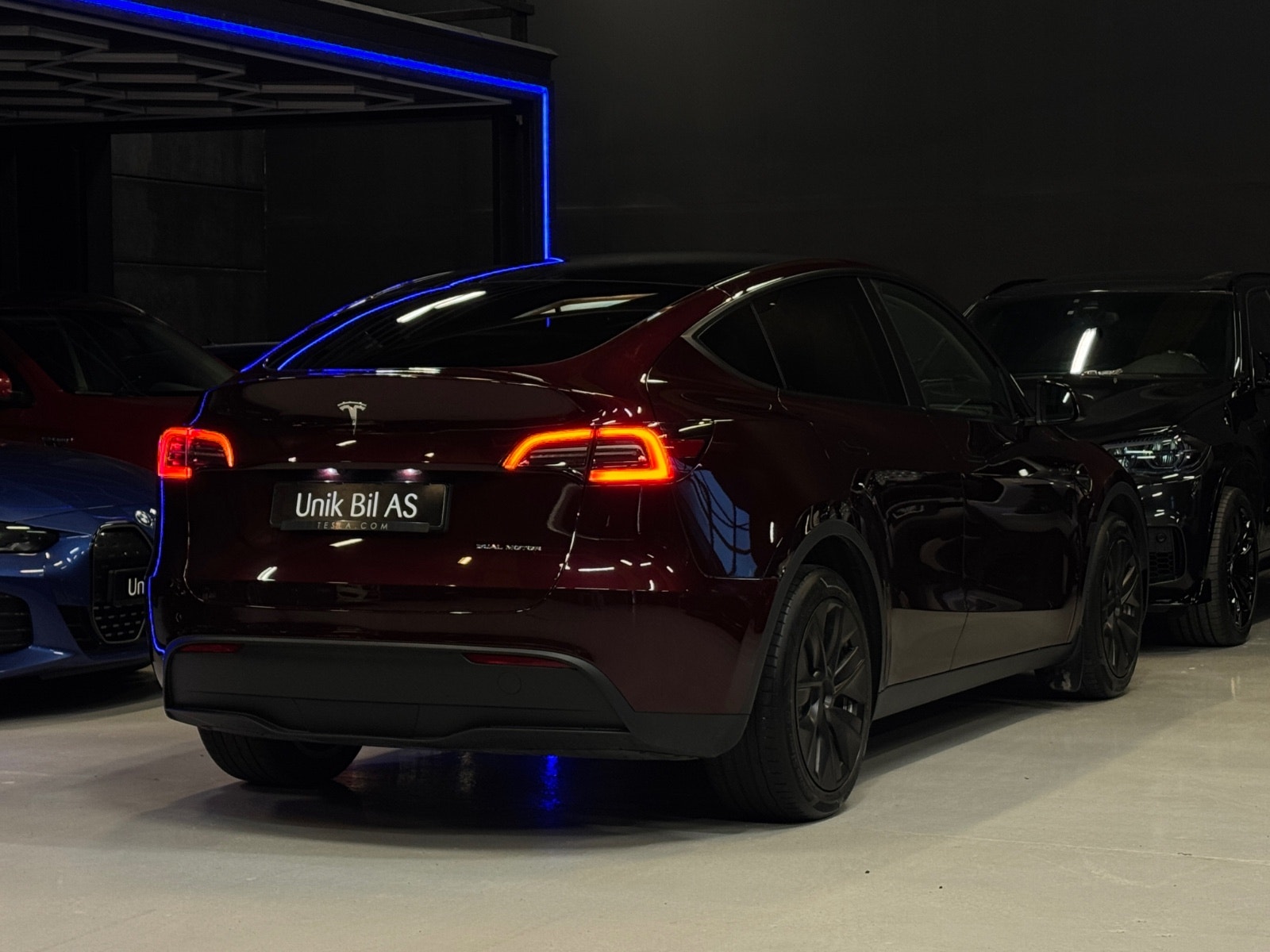 Tesla Model Y Long Range AWD, 514ps, 2023