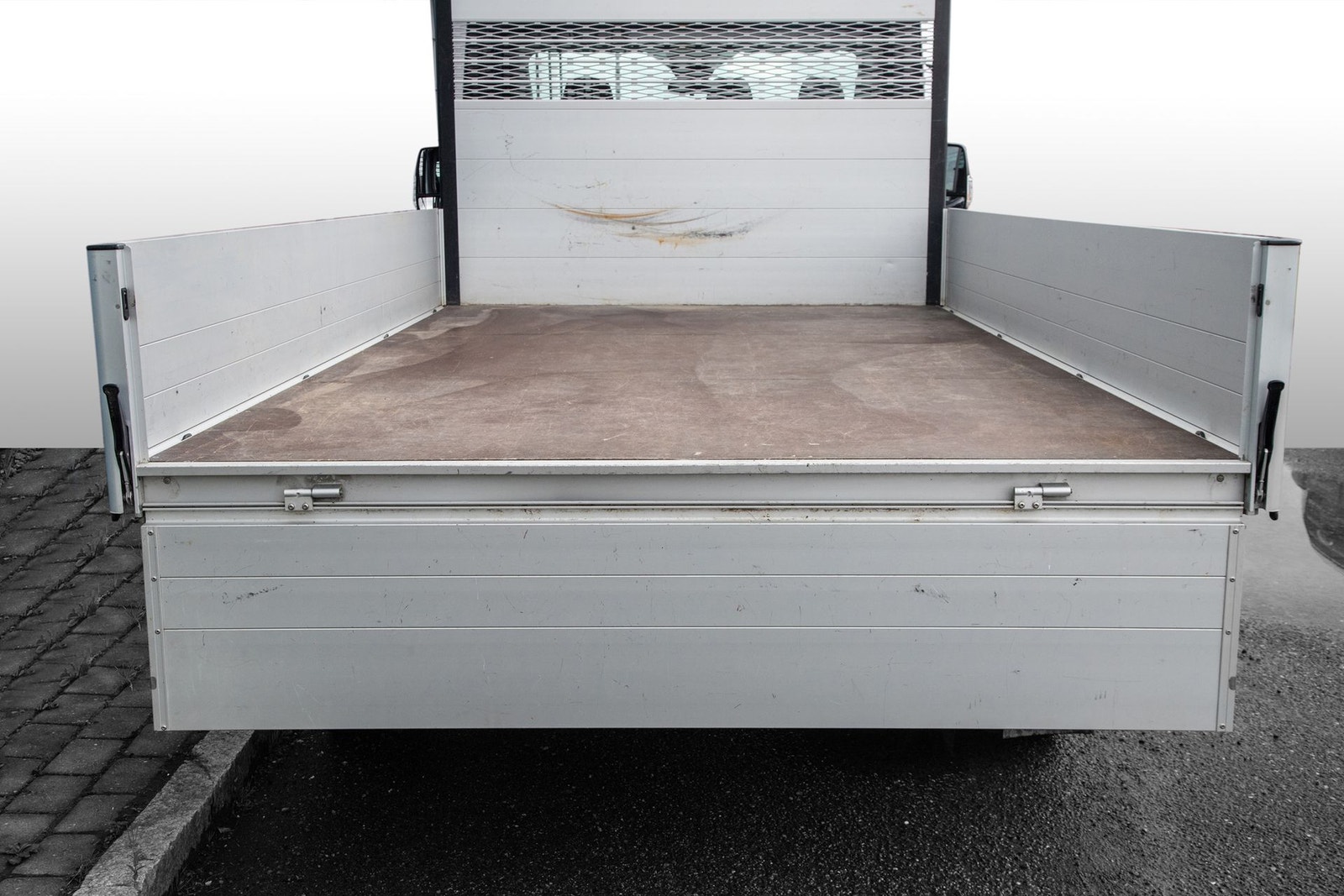 Ford E-Transit 350 Chassis Cab, 269ps, 2024