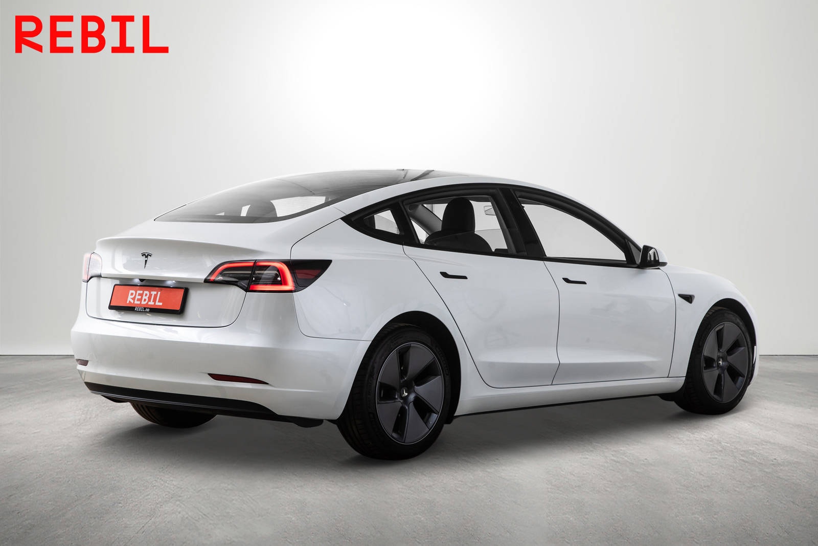 Tesla Model 3 Standard Range, 283ps, 2023