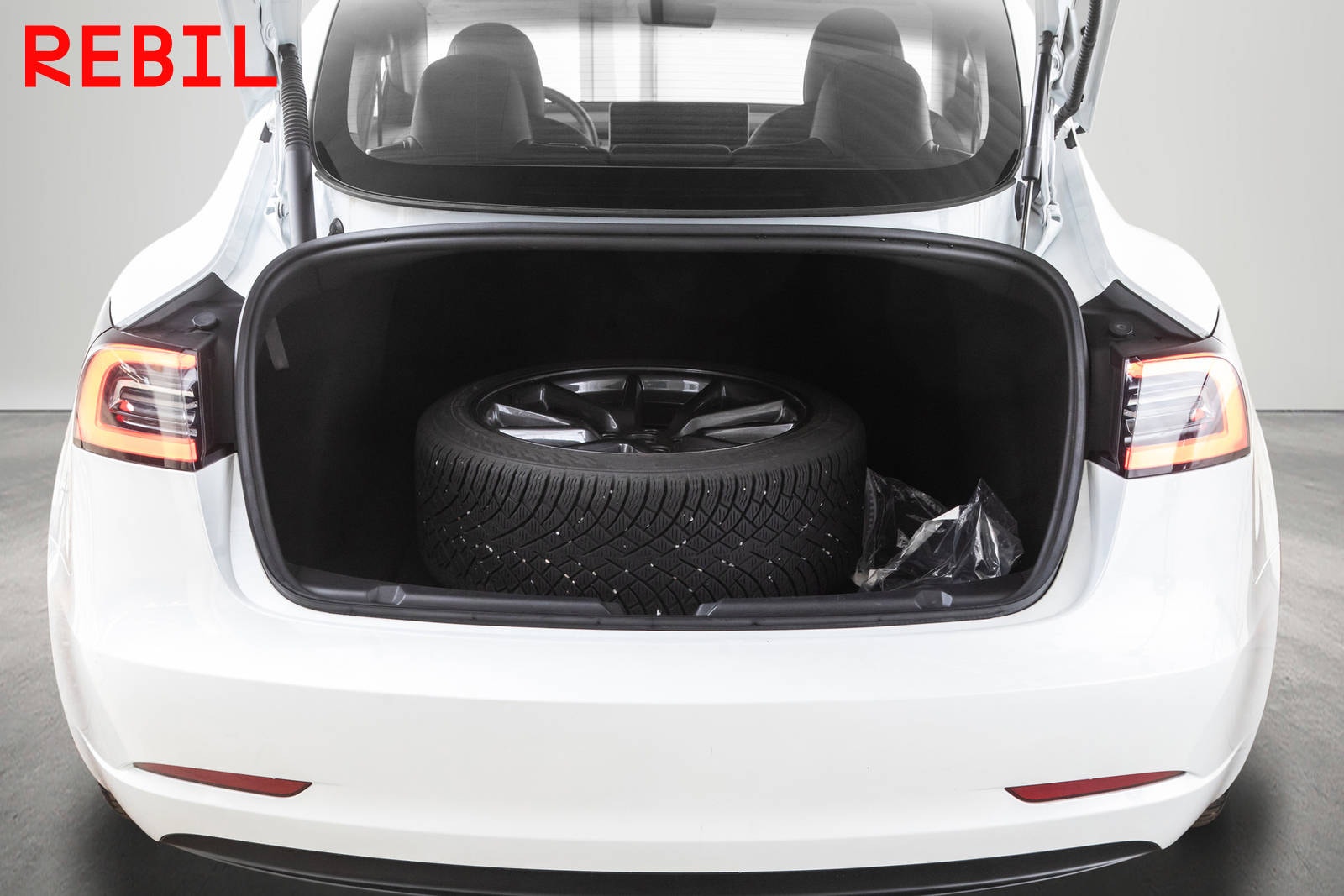 Tesla Model 3 Standard Range, 283ps, 2023