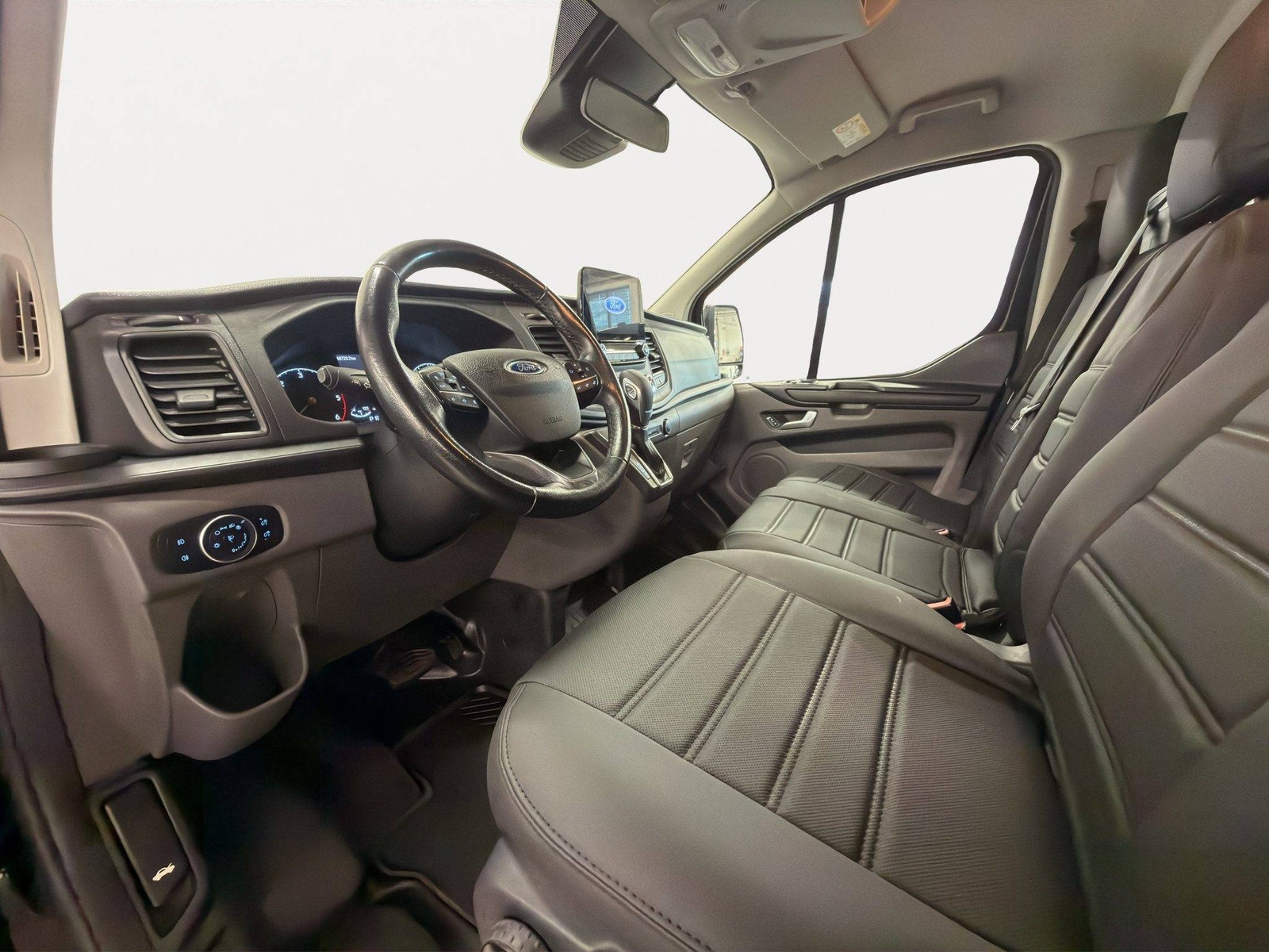 Ford Transit Custom 300 2.0 EcoBlue SelectShift, 6-trins, 130ps, 2021