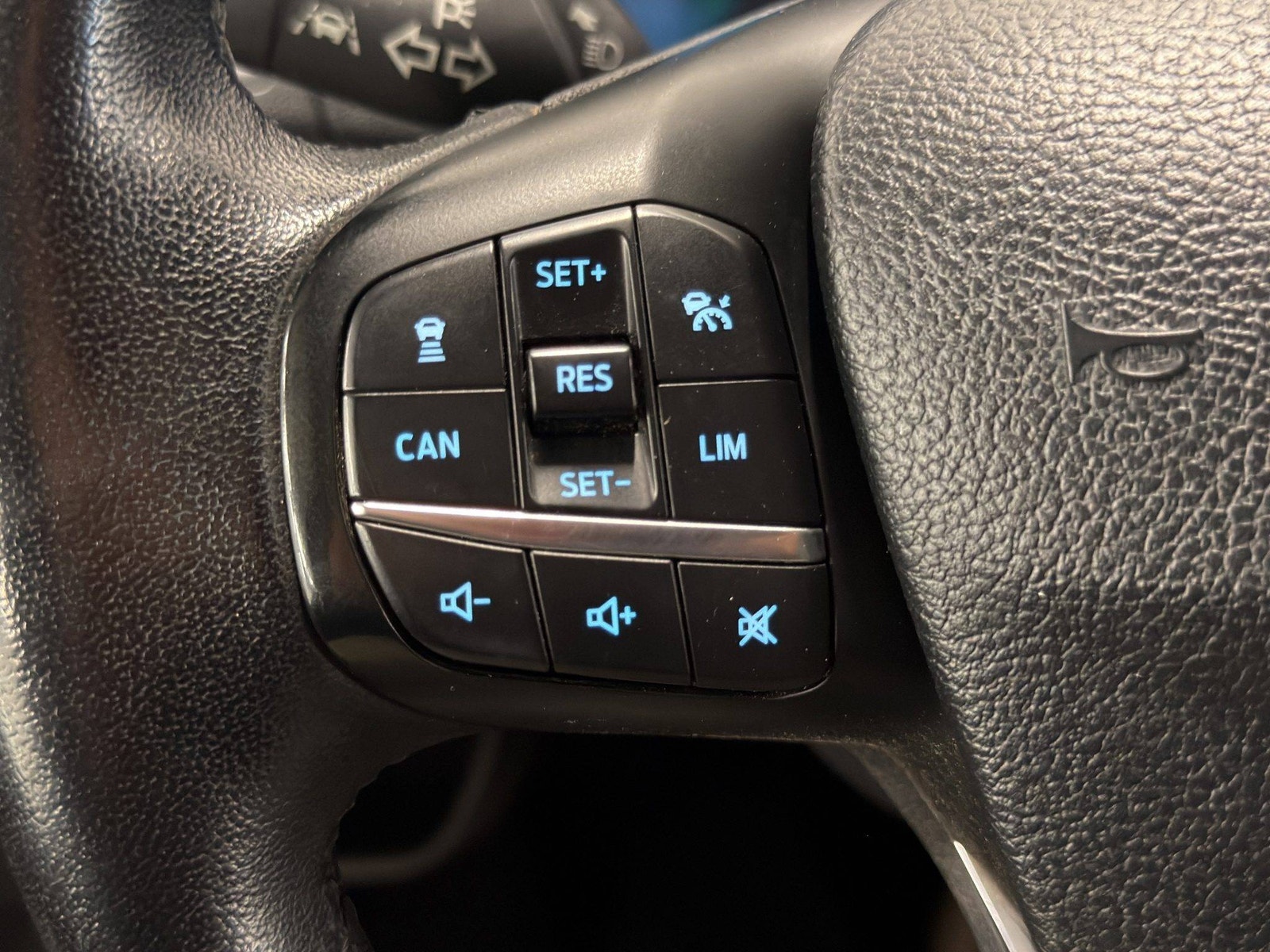 Ford Transit Custom 300 2.0 EcoBlue SelectShift, 6-trins, 130ps, 2021