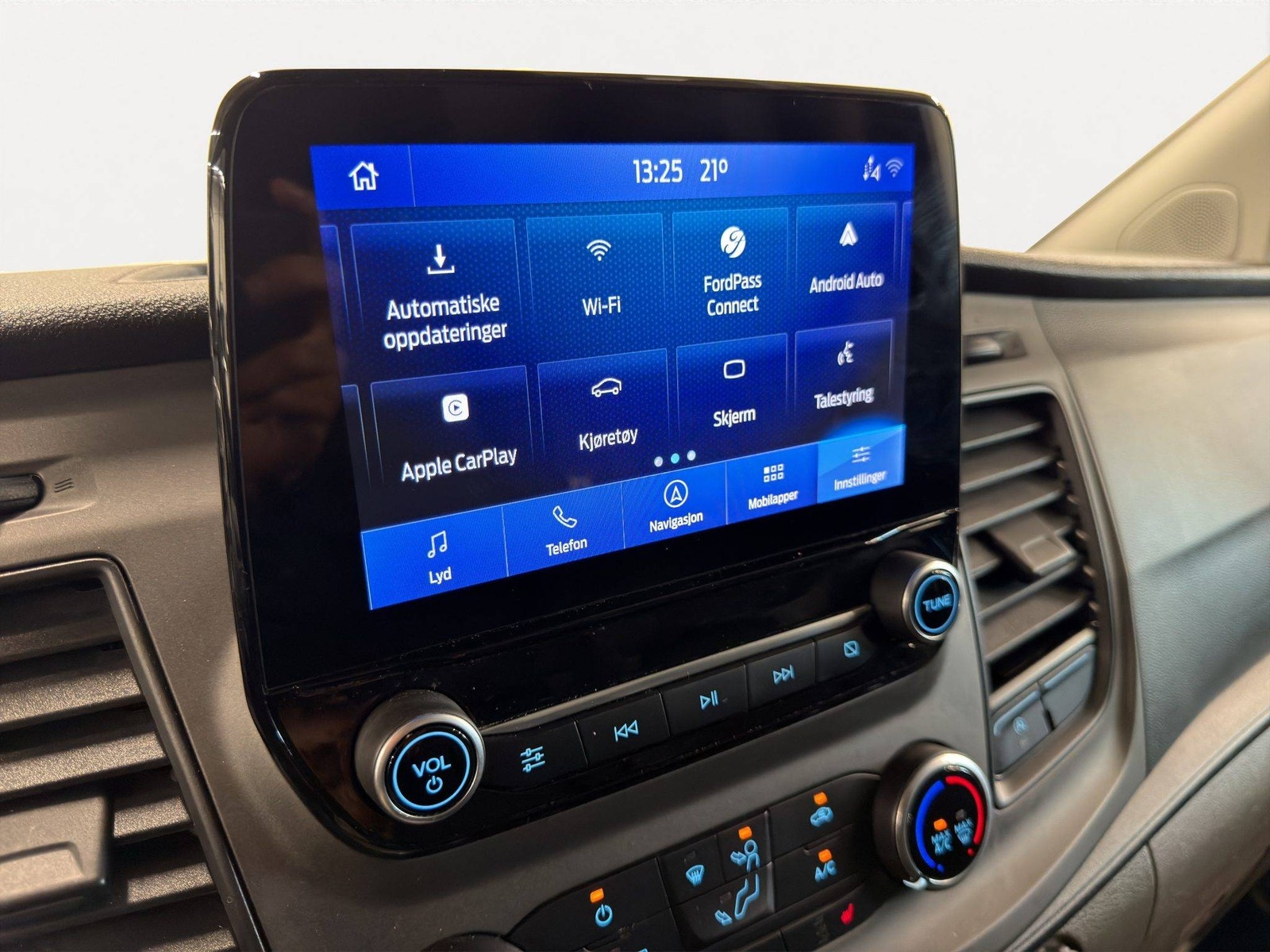 Ford Transit Custom 300 2.0 EcoBlue SelectShift, 6-trins, 130ps, 2021