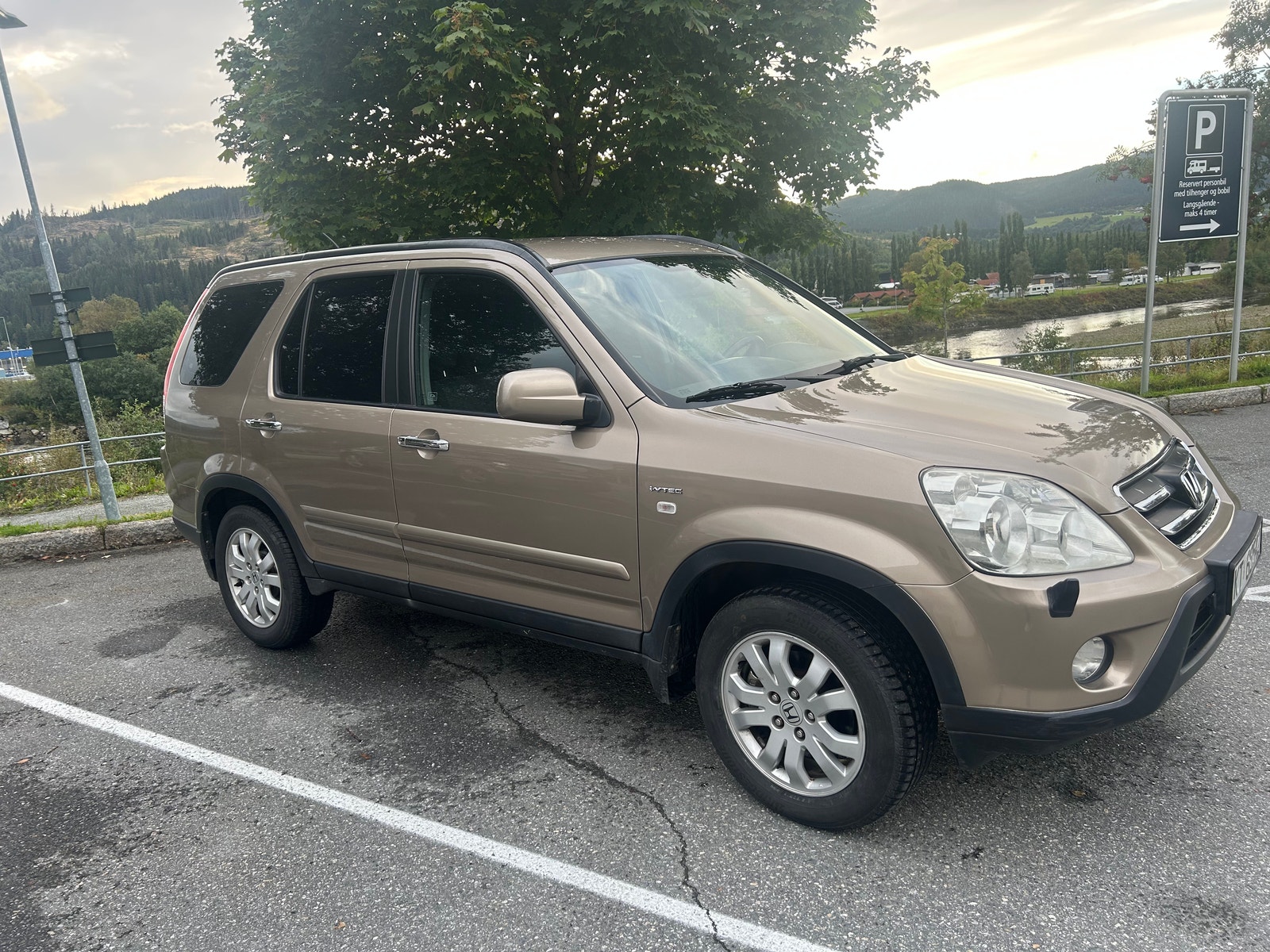 Honda CR-V 2.0 4WD Automatic, 4-trins, 150ps, 2005