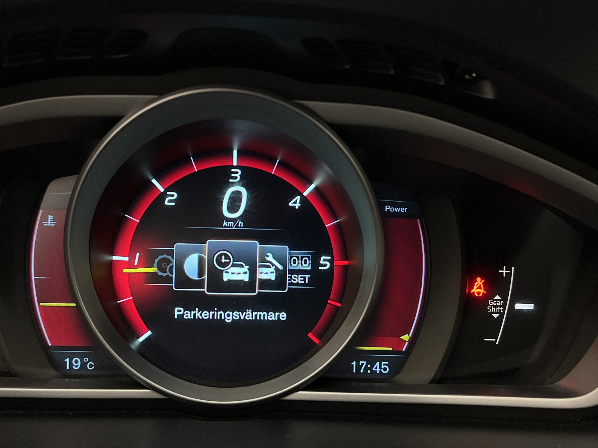 Volvo V40 D2 Manuell, 6-trinn, 115hk, 2013