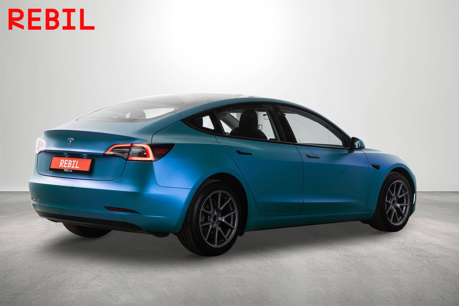 Tesla Model 3 Standard Range, 283ps, 2022