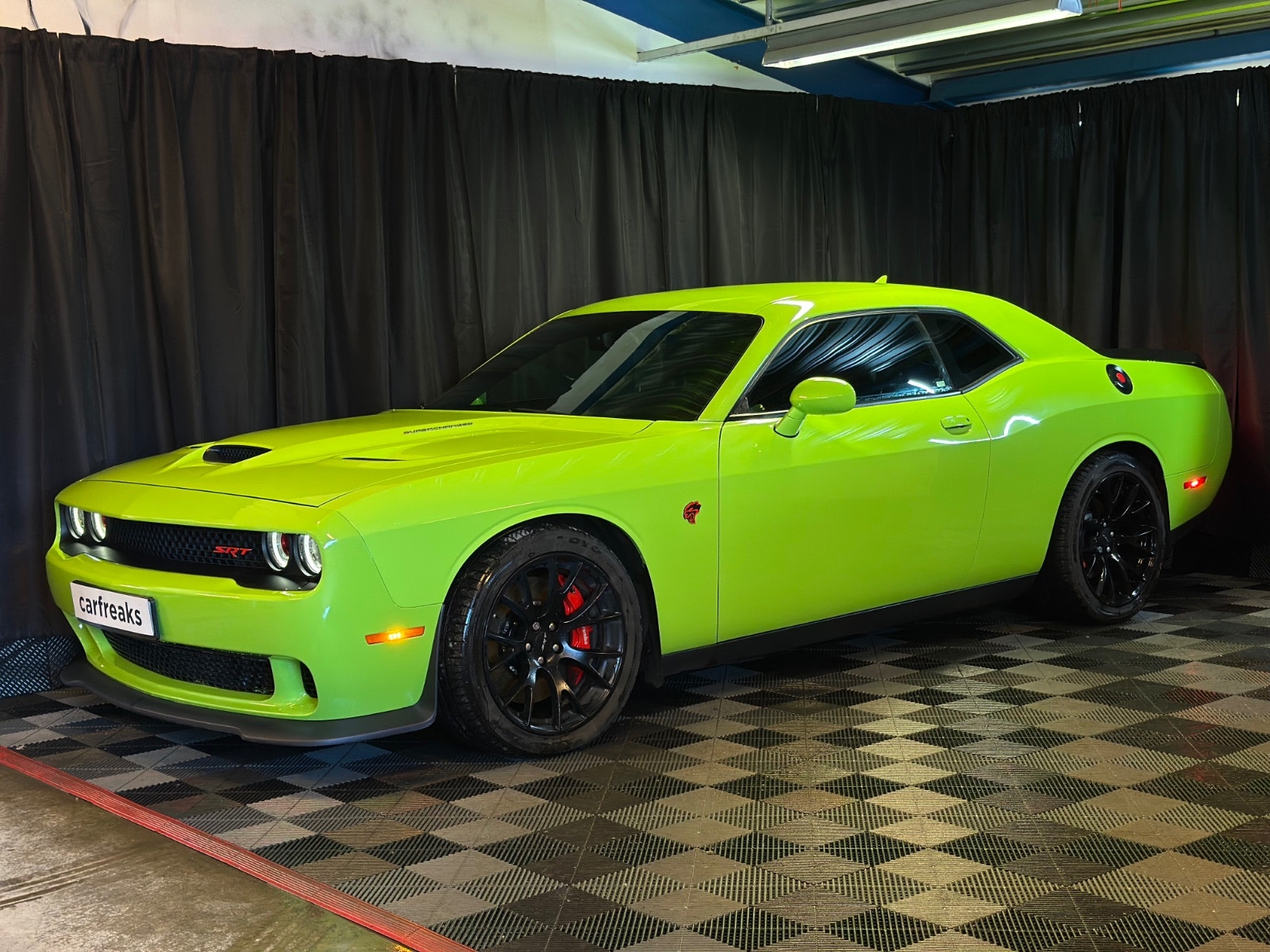 Dodge Challenger SRT Hellcat Manual, 717hp, 2015