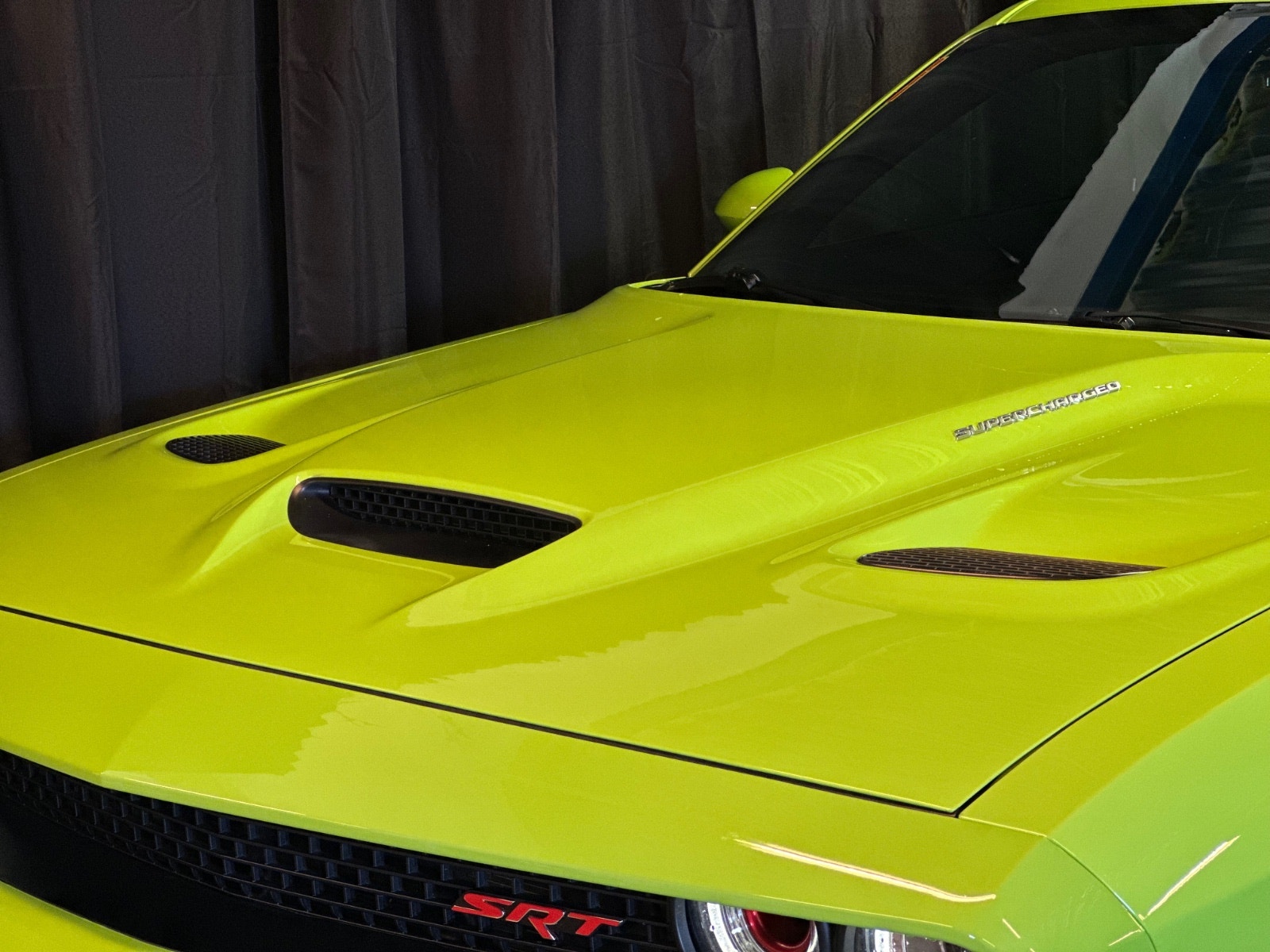 Dodge Challenger SRT Hellcat Manual, 717hp, 2015