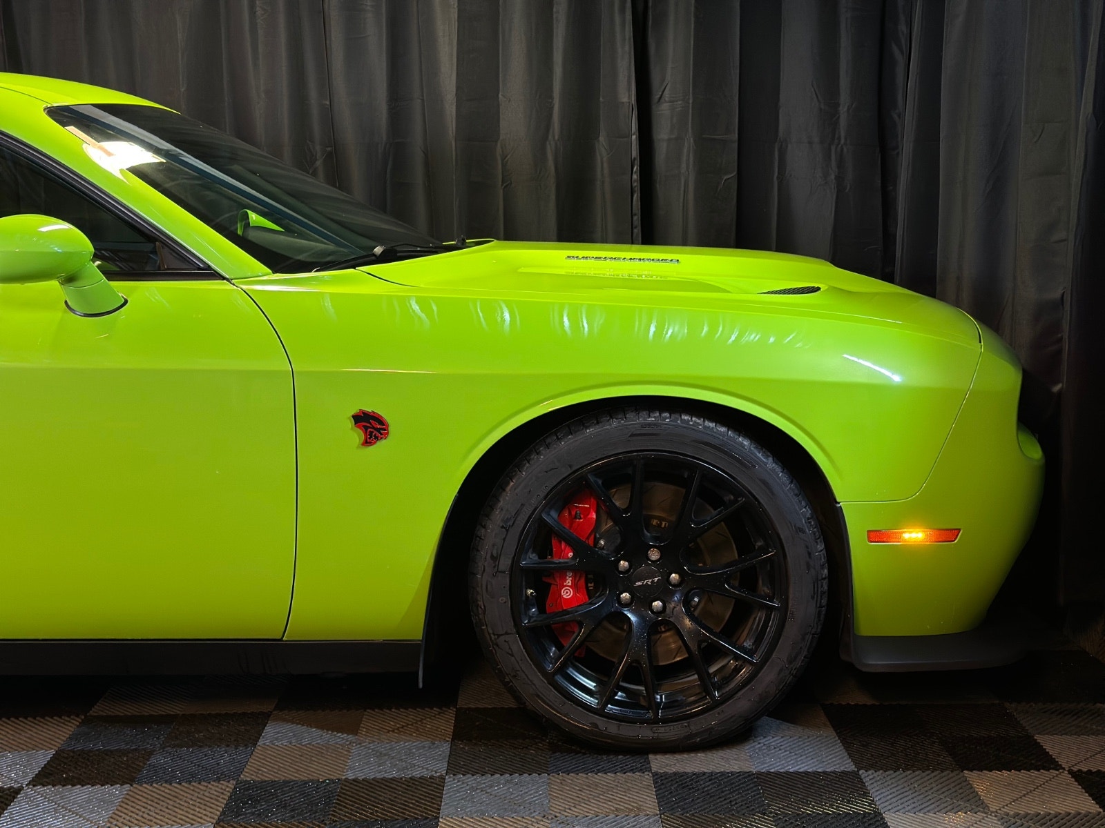 Dodge Challenger SRT Hellcat Manual, 717hp, 2015