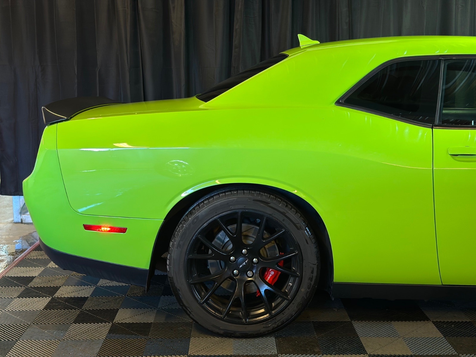 Dodge Challenger SRT Hellcat Manual, 717hp, 2015