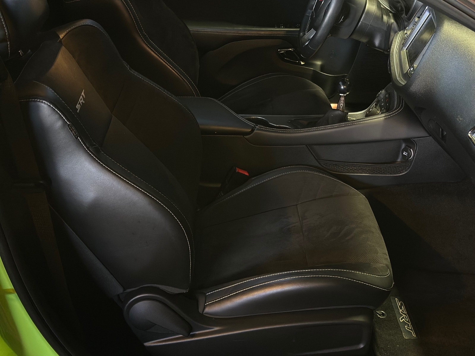 Dodge Challenger SRT Hellcat Manual, 717hp, 2015