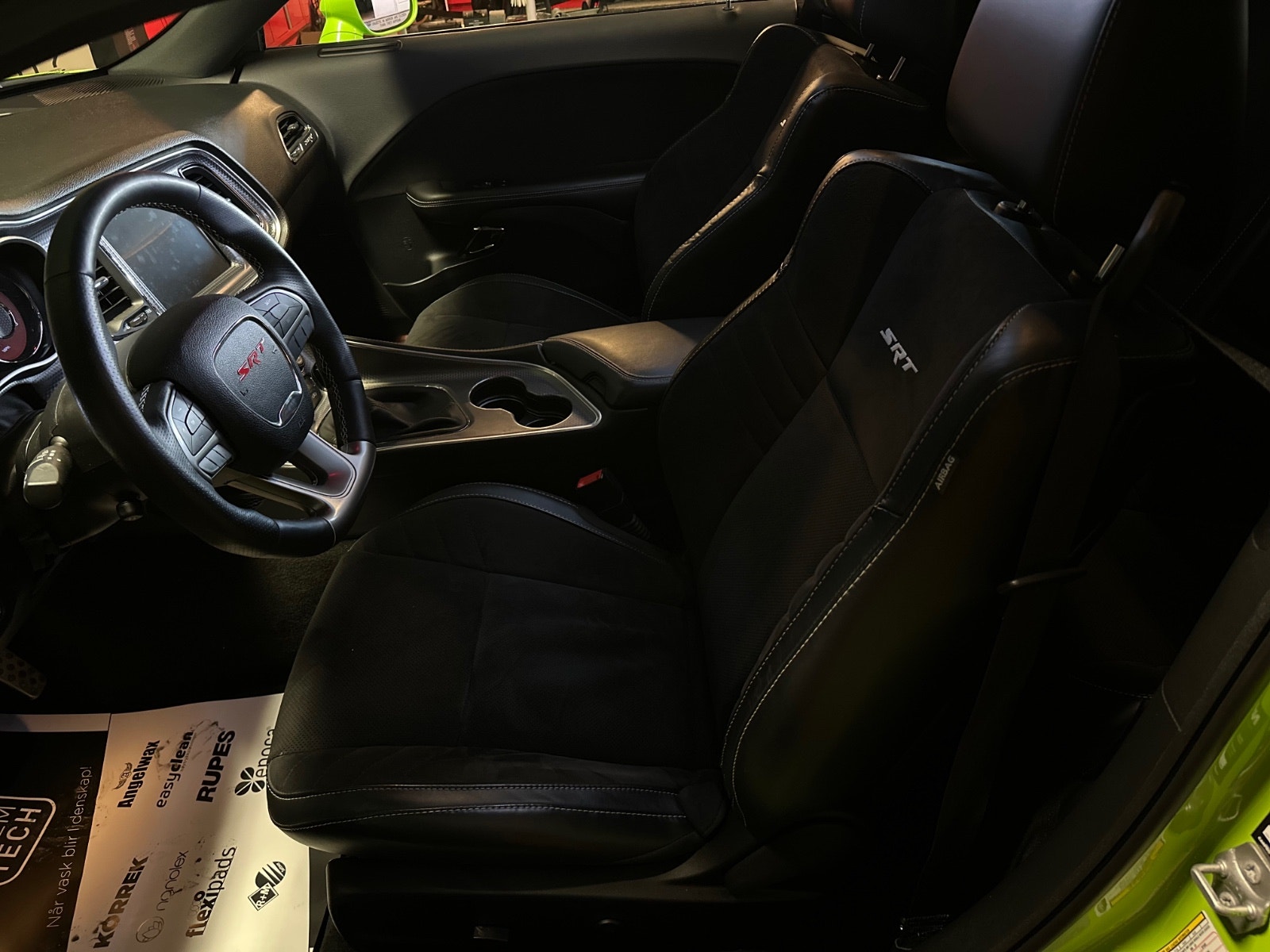 Dodge Challenger SRT Hellcat Manual, 717hp, 2015