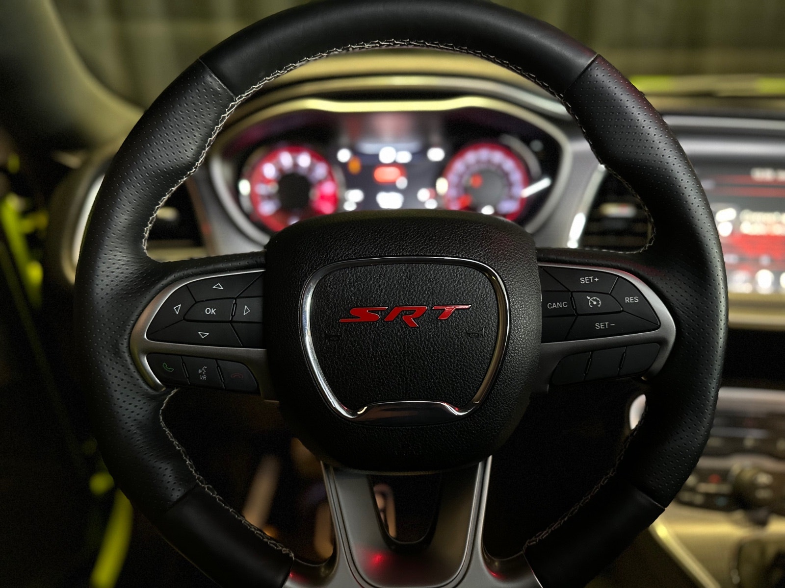 Dodge Challenger SRT Hellcat Manual, 717hp, 2015