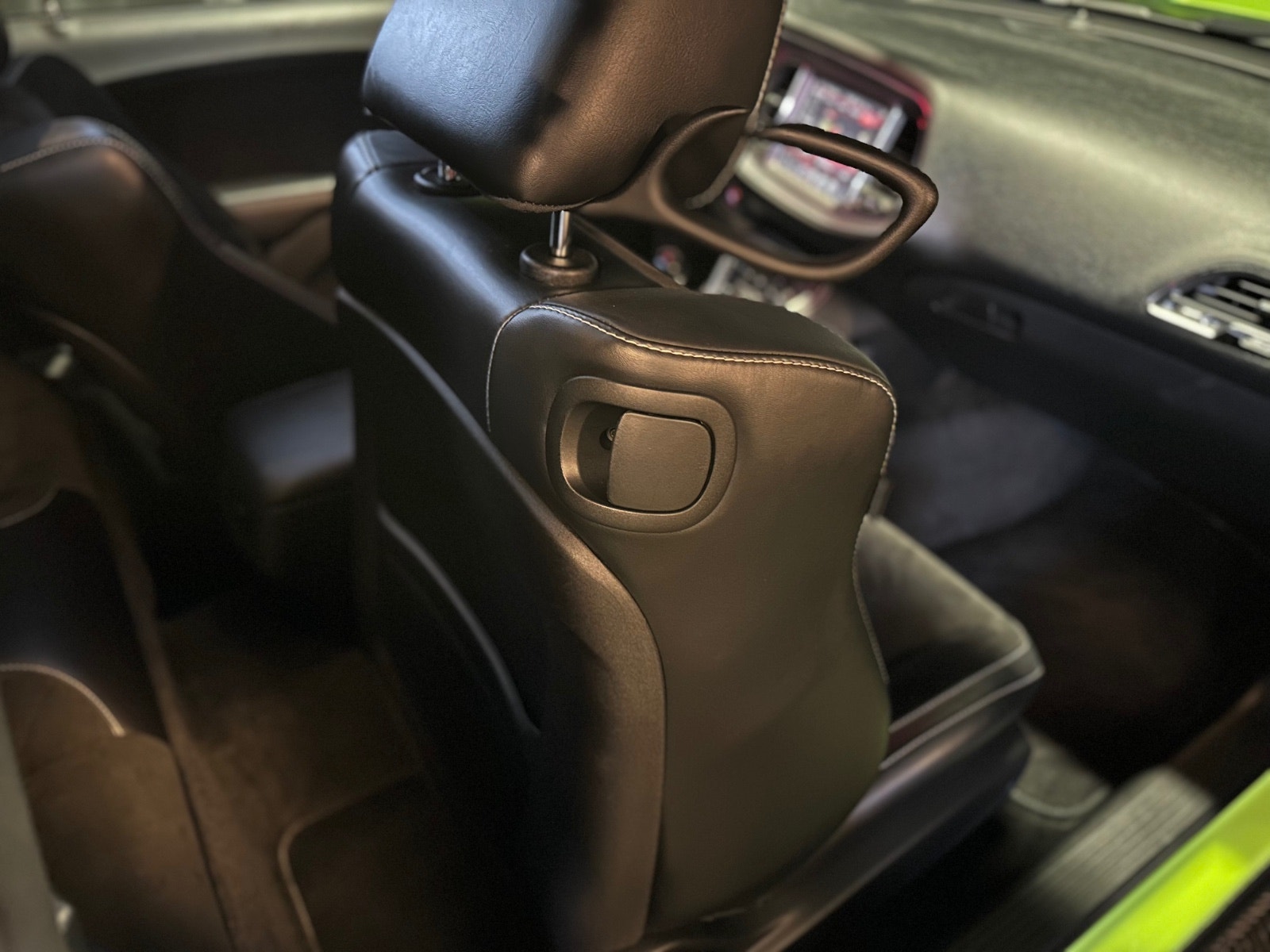 Dodge Challenger SRT Hellcat Manual, 717hp, 2015