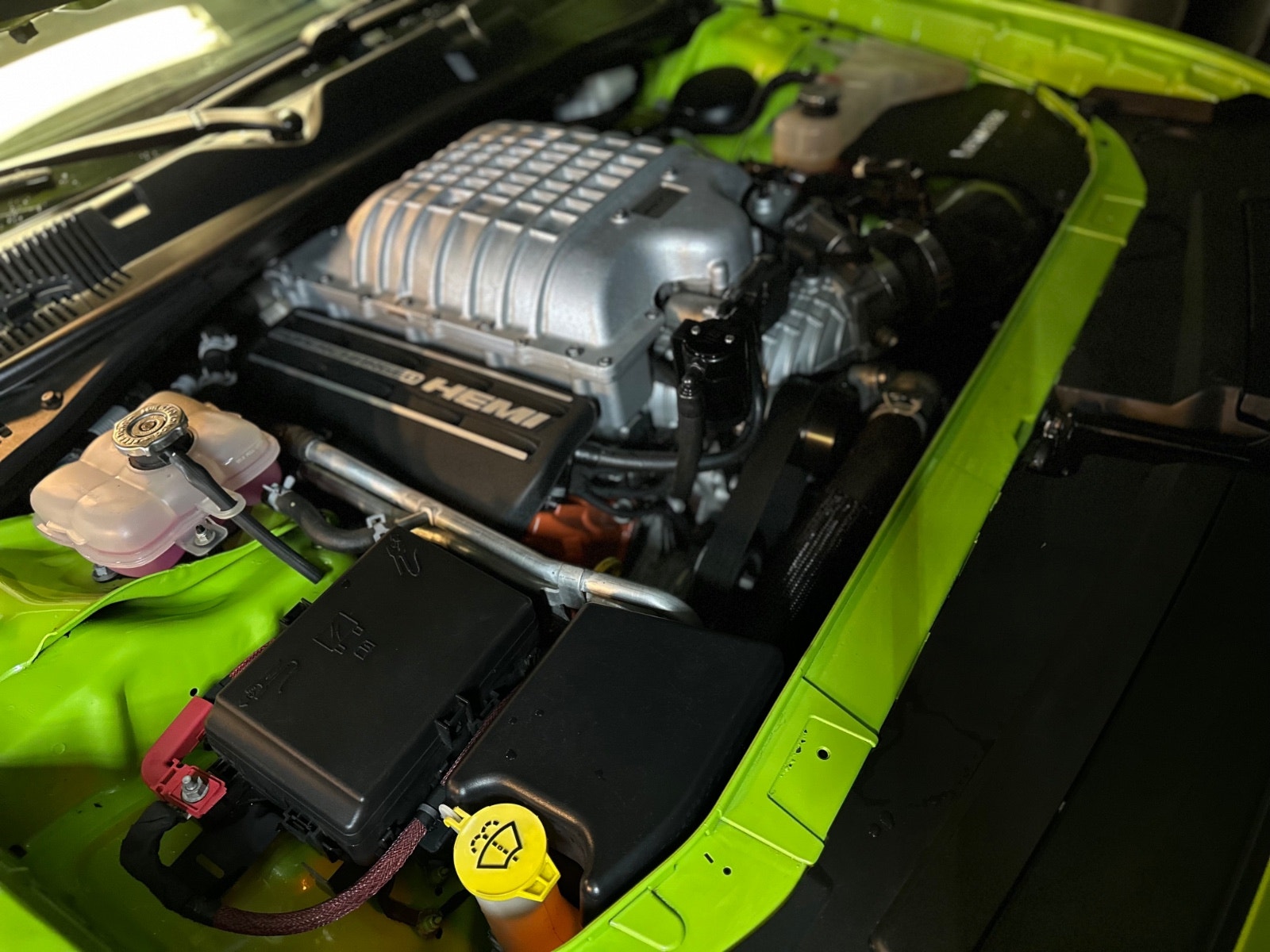 Dodge Challenger SRT Hellcat Manual, 717hp, 2015