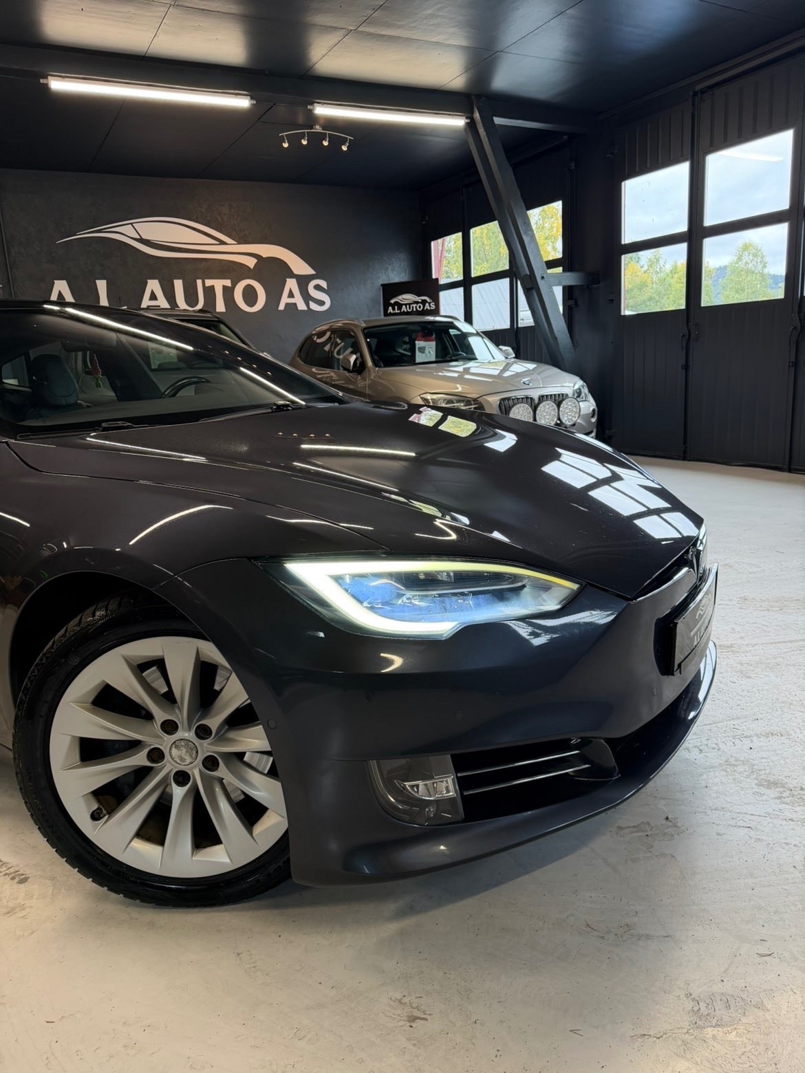 Tesla Model S 75D, 525ps, 2018